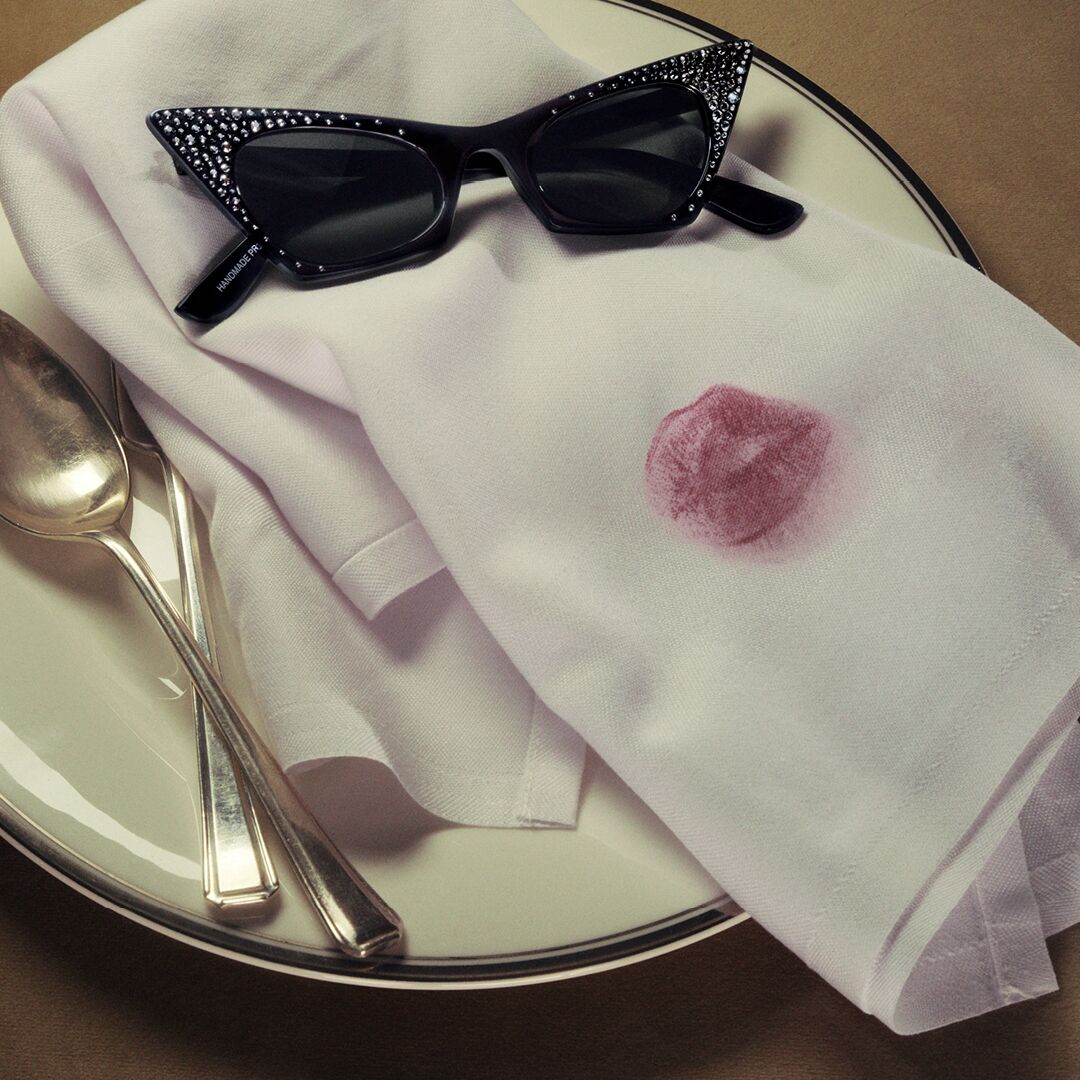 McQueen Women's sunglasses