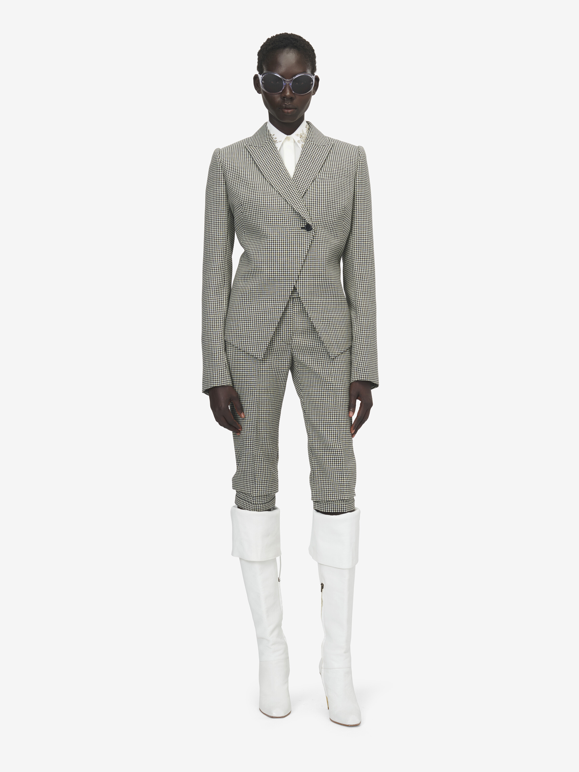 Women's 깅엄 체크 컷어웨이 재킷 in 블랙/아이보리 in 100% 양모 | Alexander McQueen - image 2
