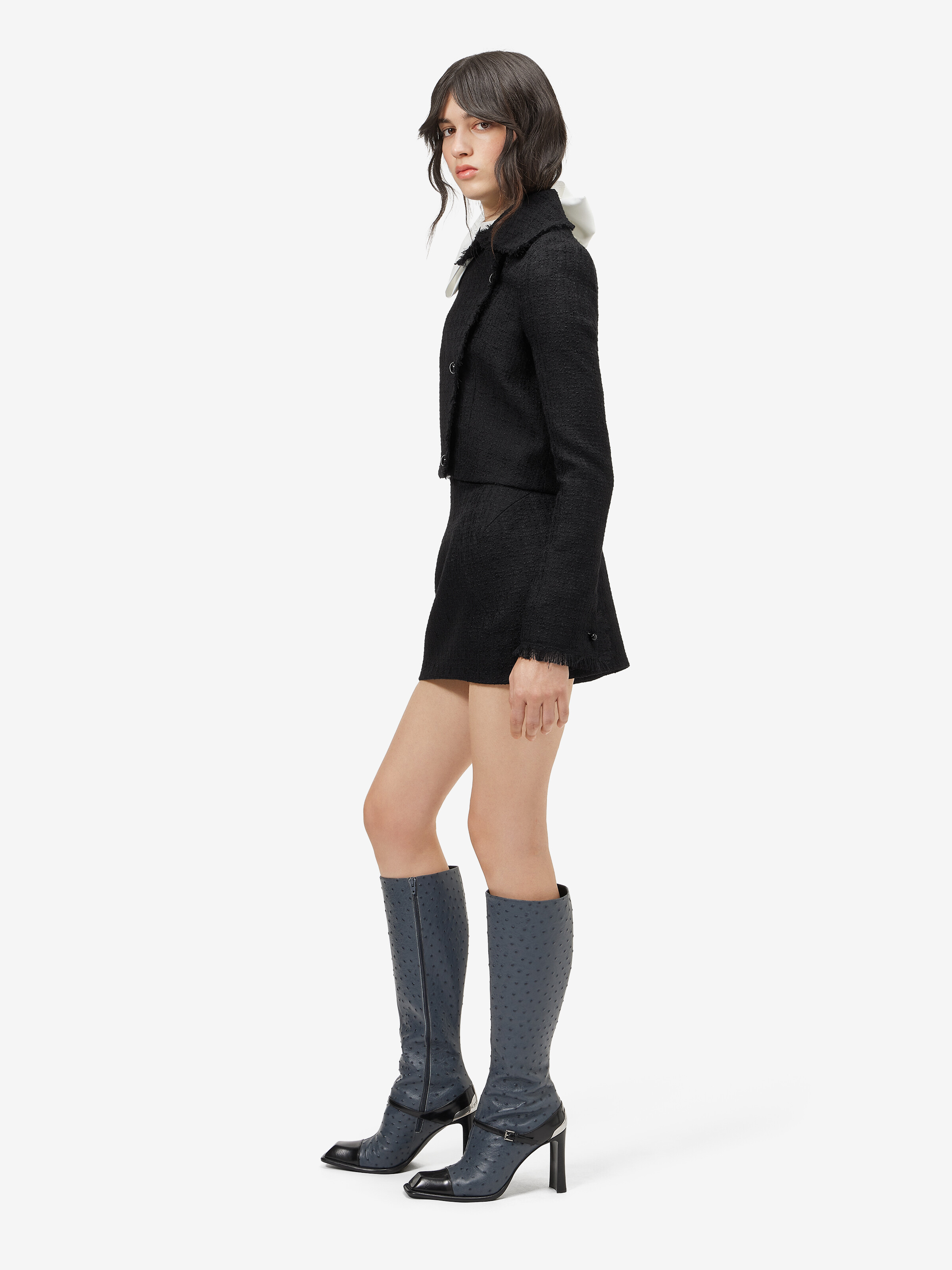 Women's Light Tweed Cropped Jacket in Black in 96% wool, 3% mohair, 1% elastane -  lining: 100% viscose | Alexander McQueen - image 3