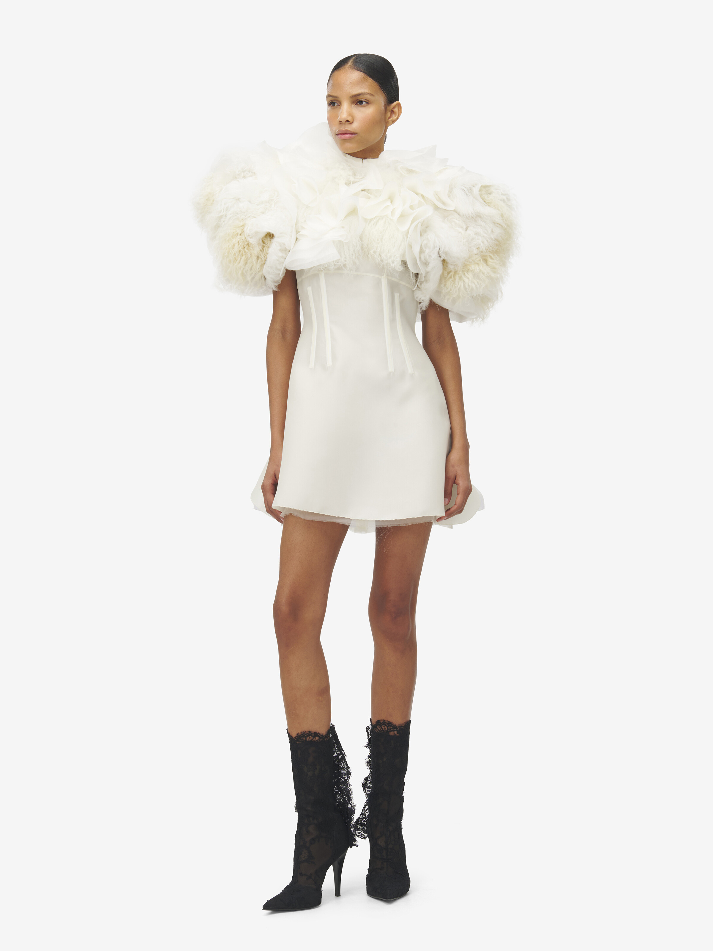 Women's Hybrid Shearling Bolero in Beige in 100% Silk | Alexander McQueen - image 3