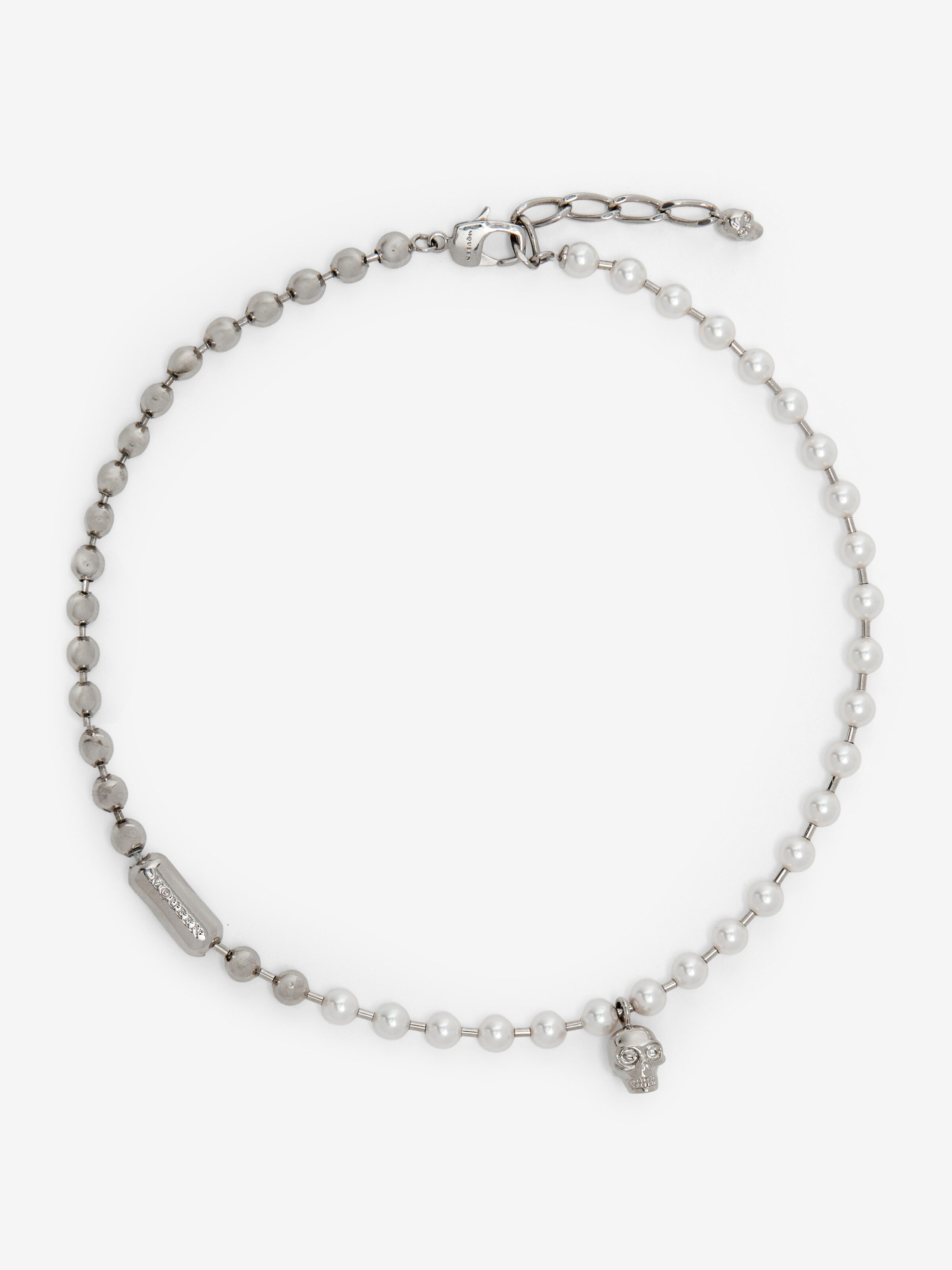 Skull & Pearl Necklace