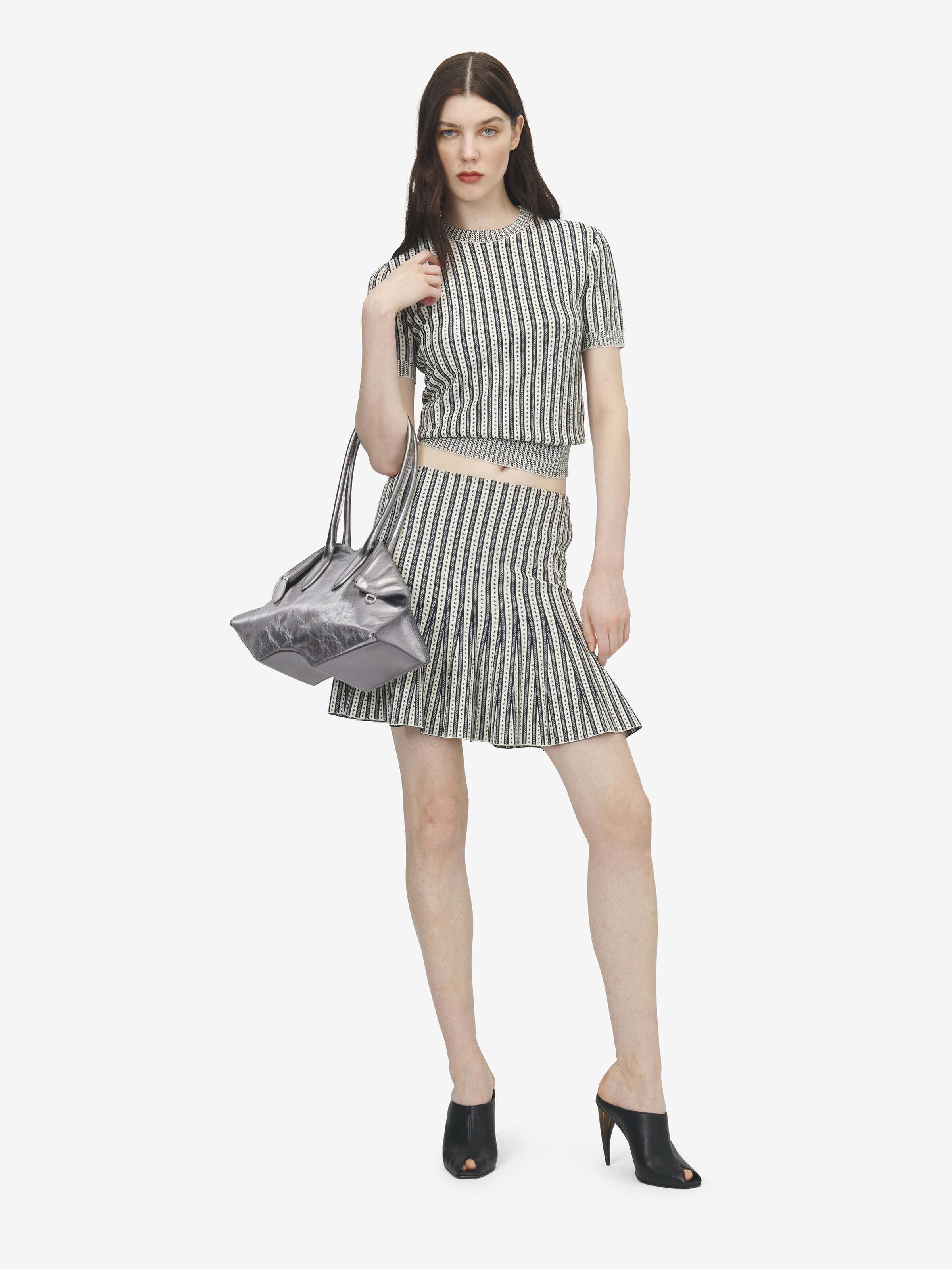 マンタ バッグ in カーフレザー | Alexander McQueen - image 2