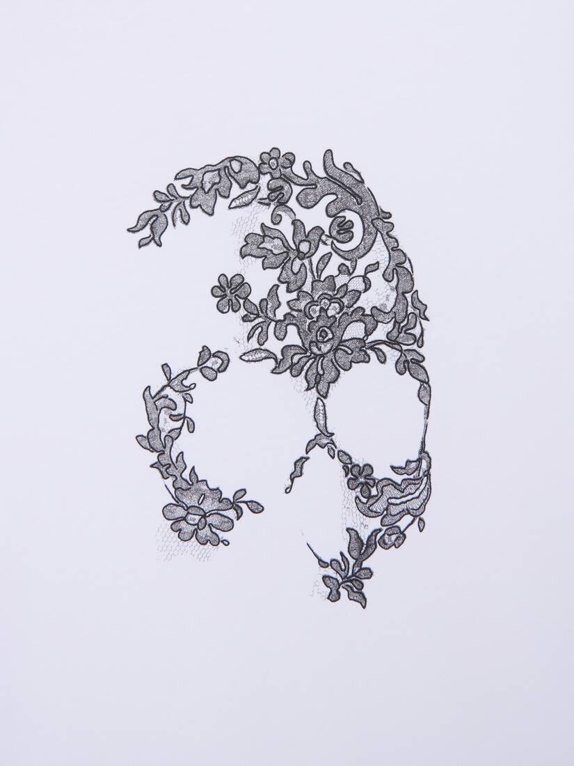 Lace Skull T-shirt | Alexander McQueen - image 4