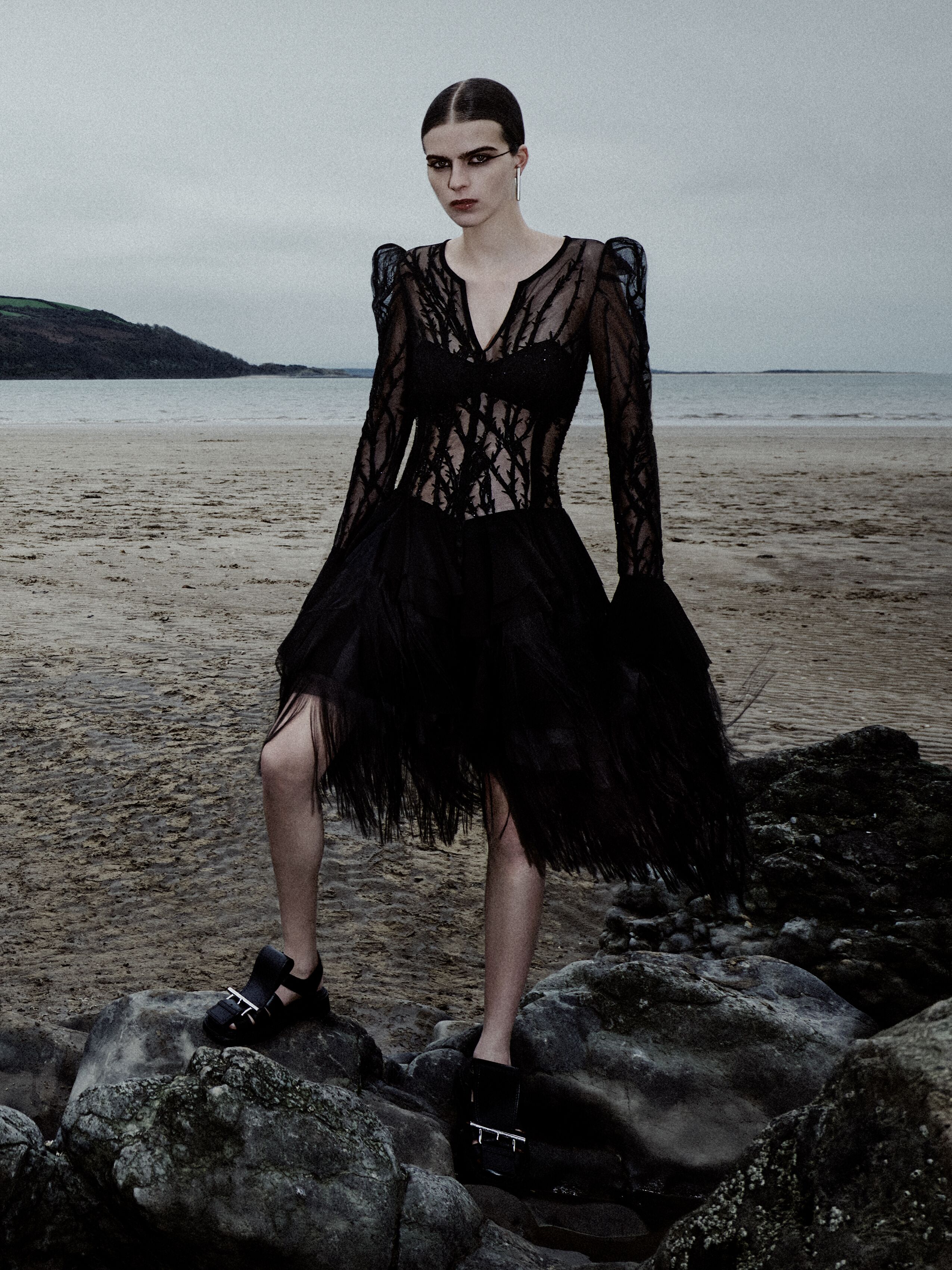 McQueen Banshee tailoring from the SS25 fashion show