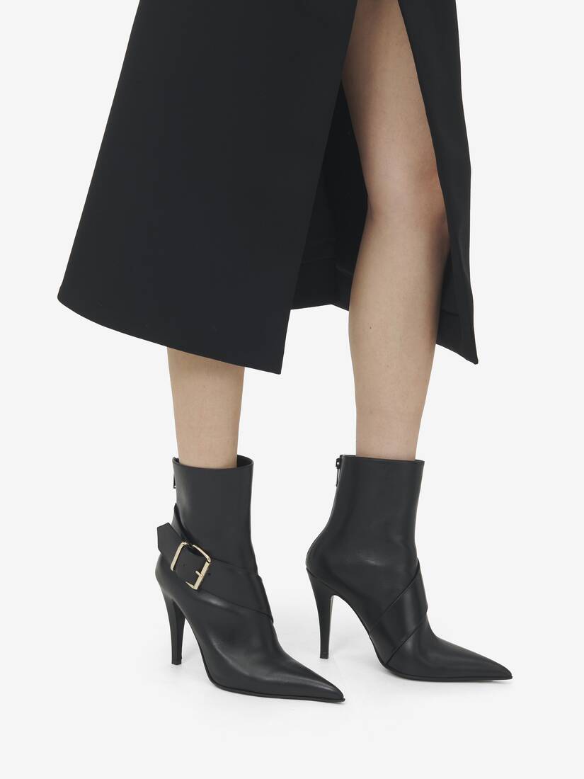 Heron Buckle Boot