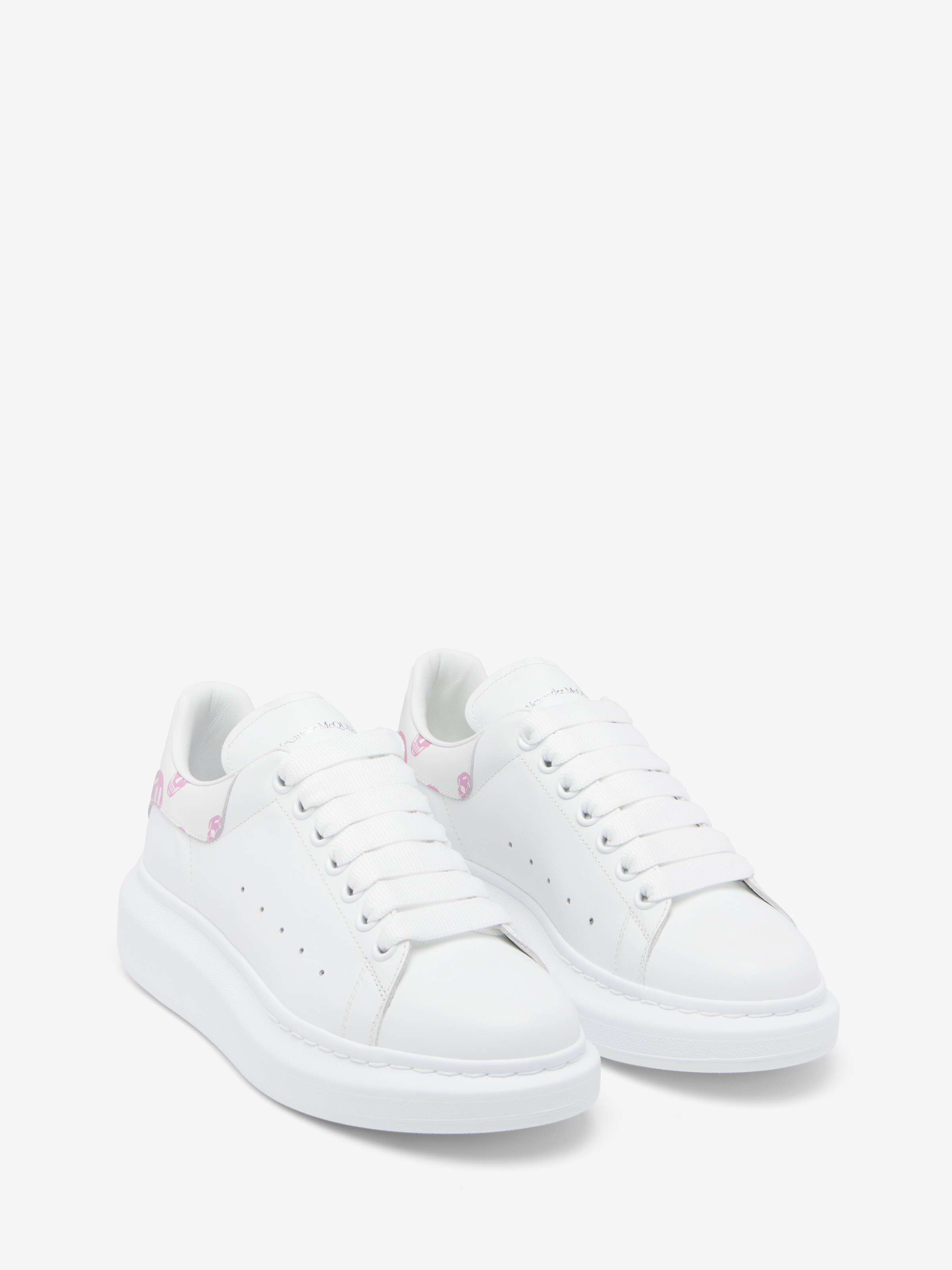 Women's Oversized Sneaker in White/Pink in Calf Leather | Alexander McQueen - image 3
