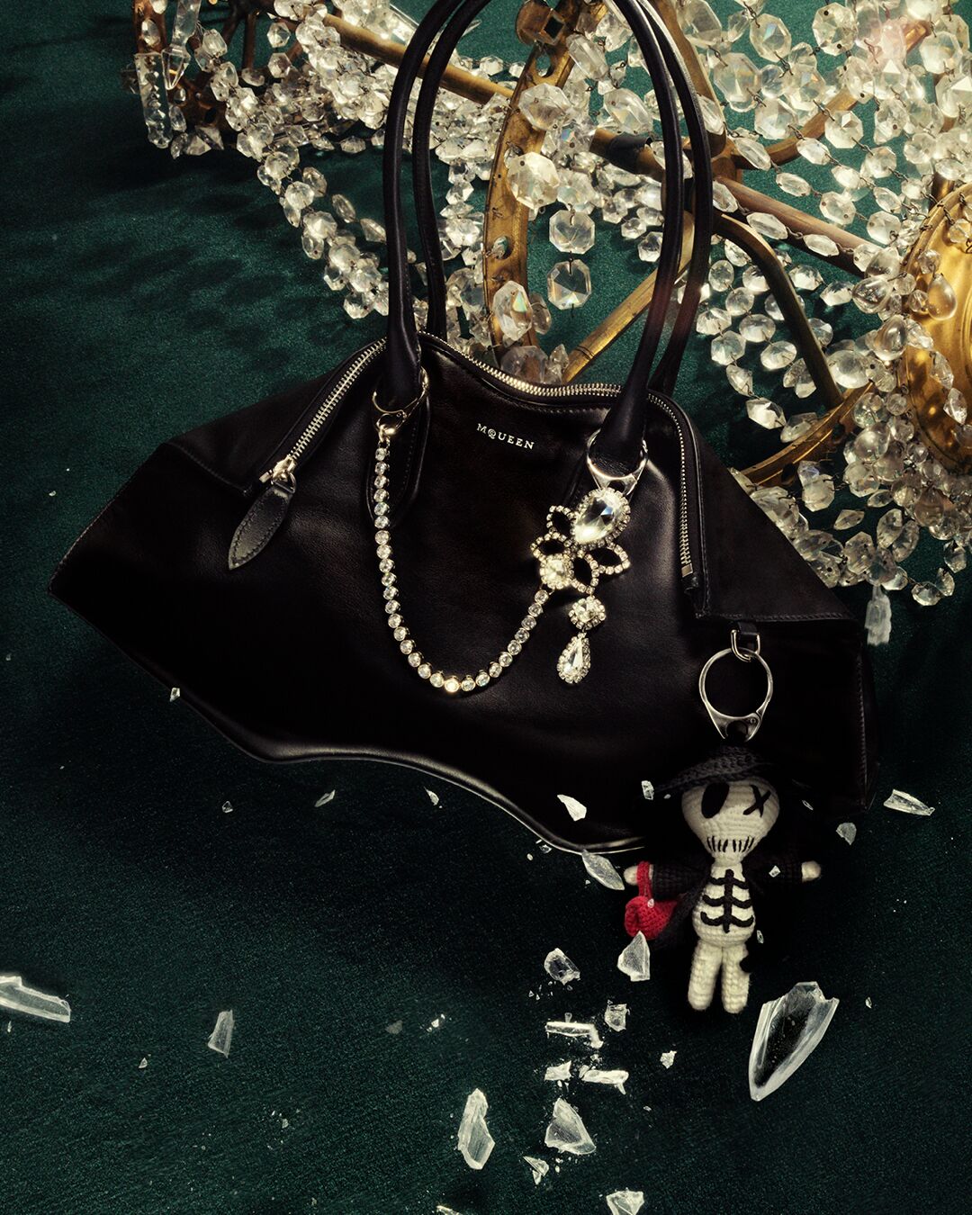 McQueen black medium Manta Bag