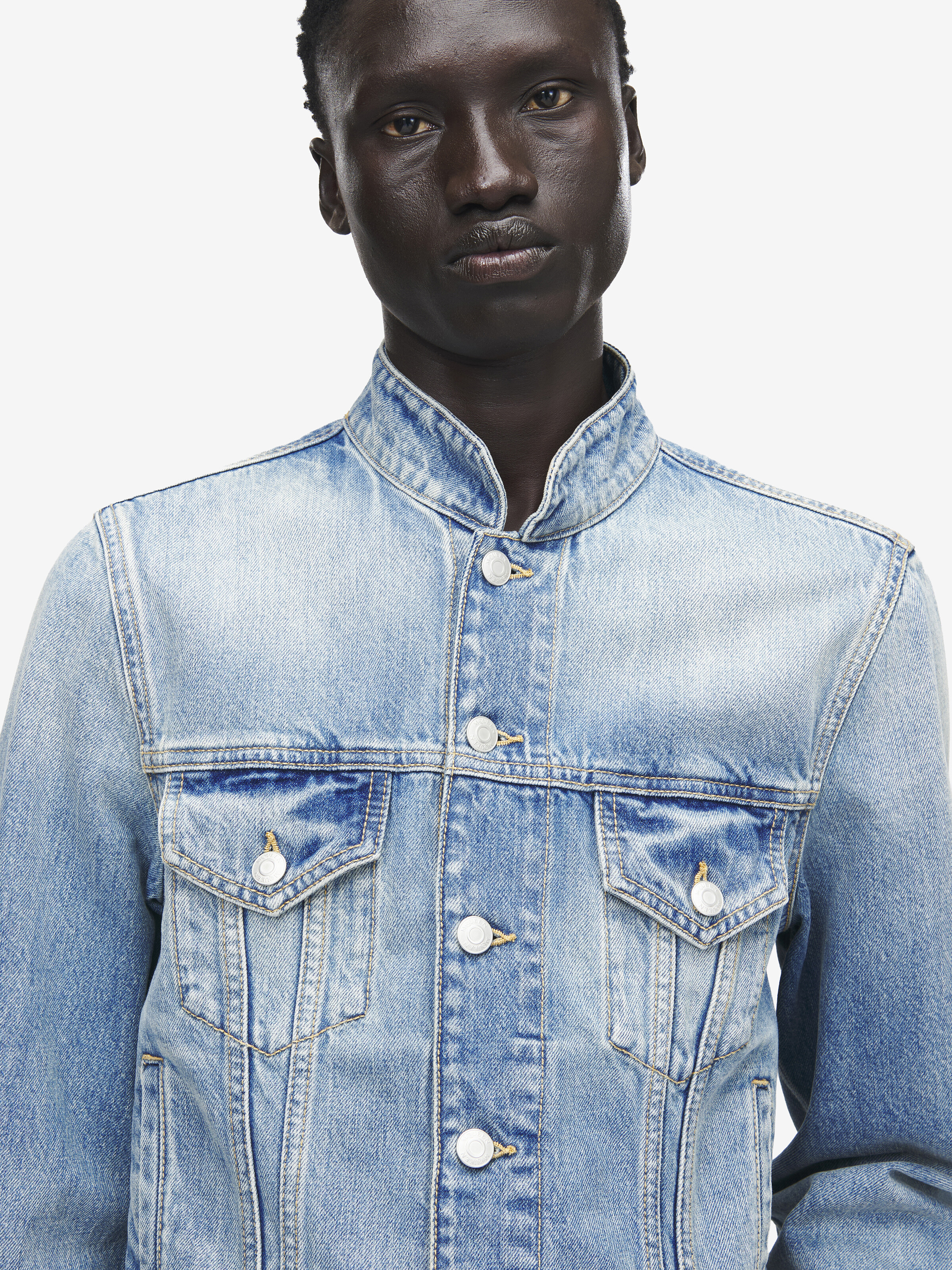 立领牛仔夹克 in 100% 棉 | Alexander McQueen - image 6