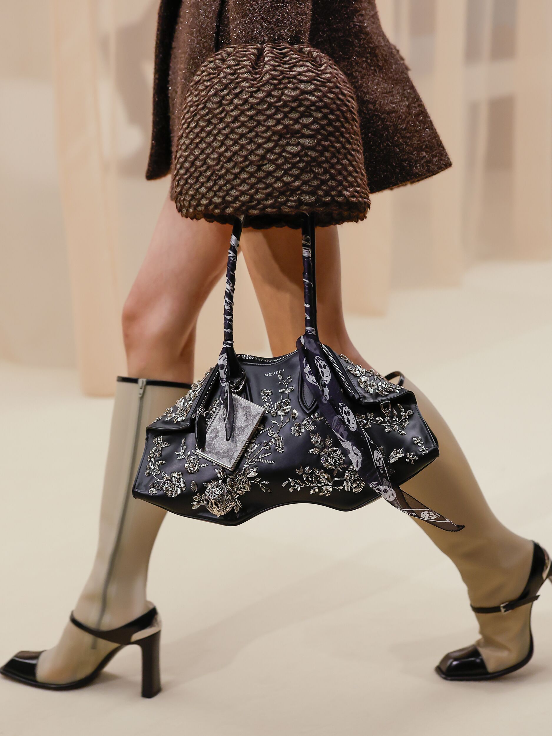 McQueen Manta Bag AW26