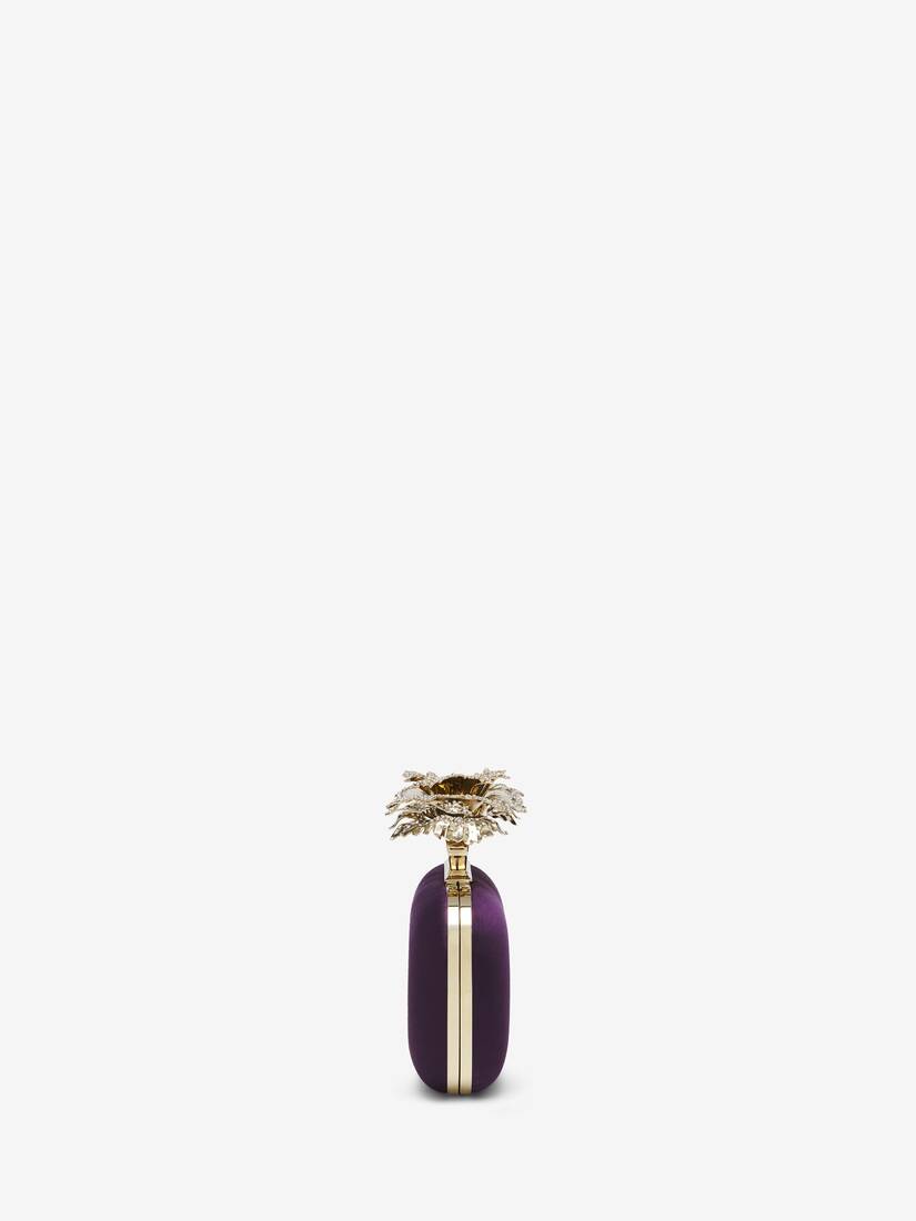 Carnation Knuckle Clutch