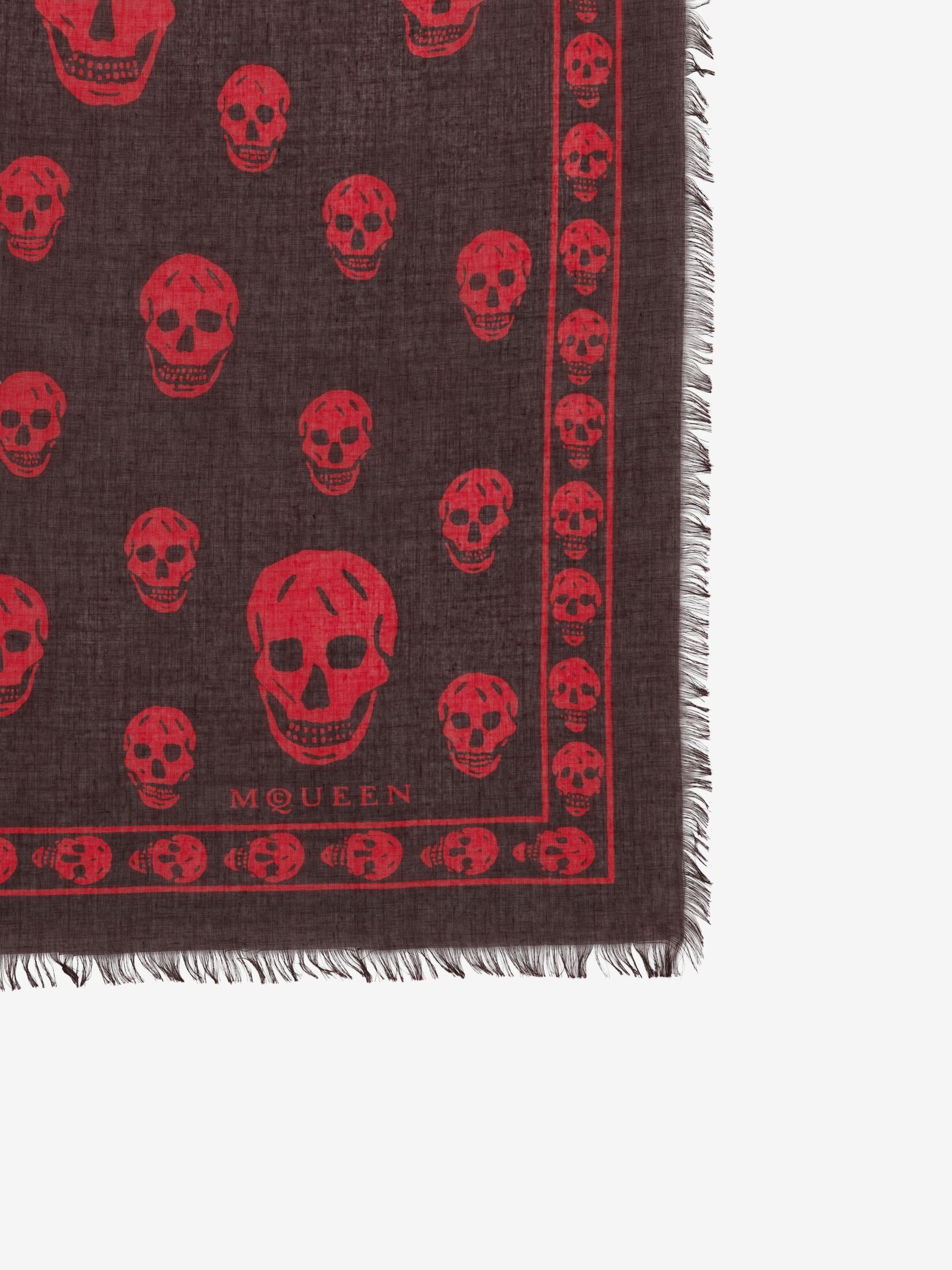 Classic Skull Scarf in Deep Red | Alexander McQueen US