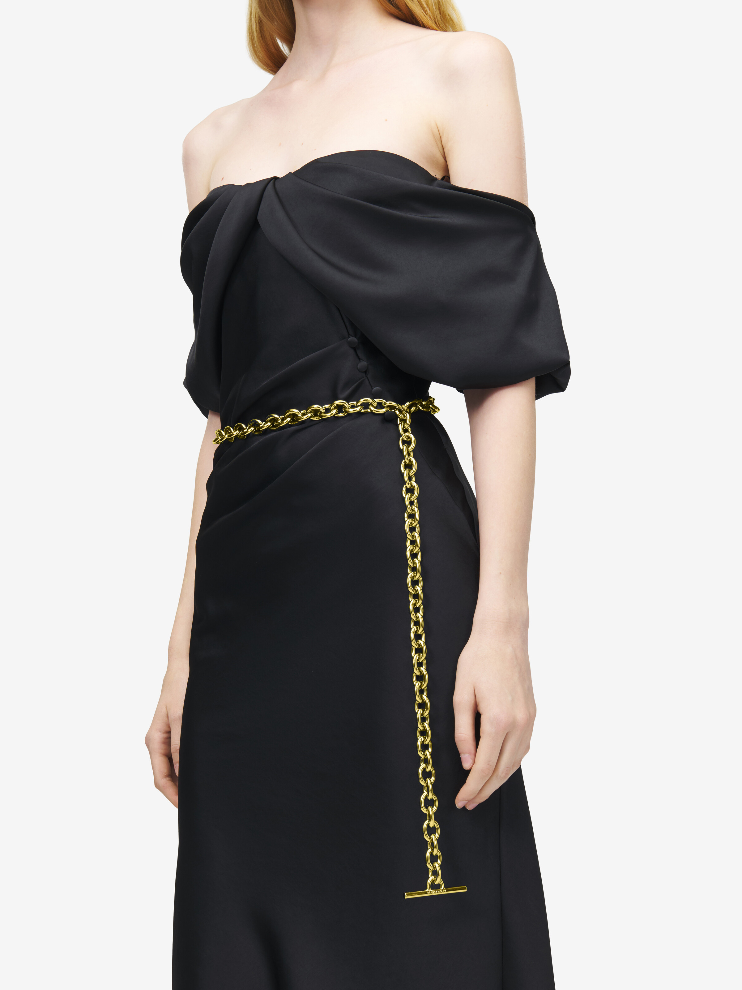 Women's T-Bar Chain Belt in Pale Gold in Brass | Alexander McQueen - image 2