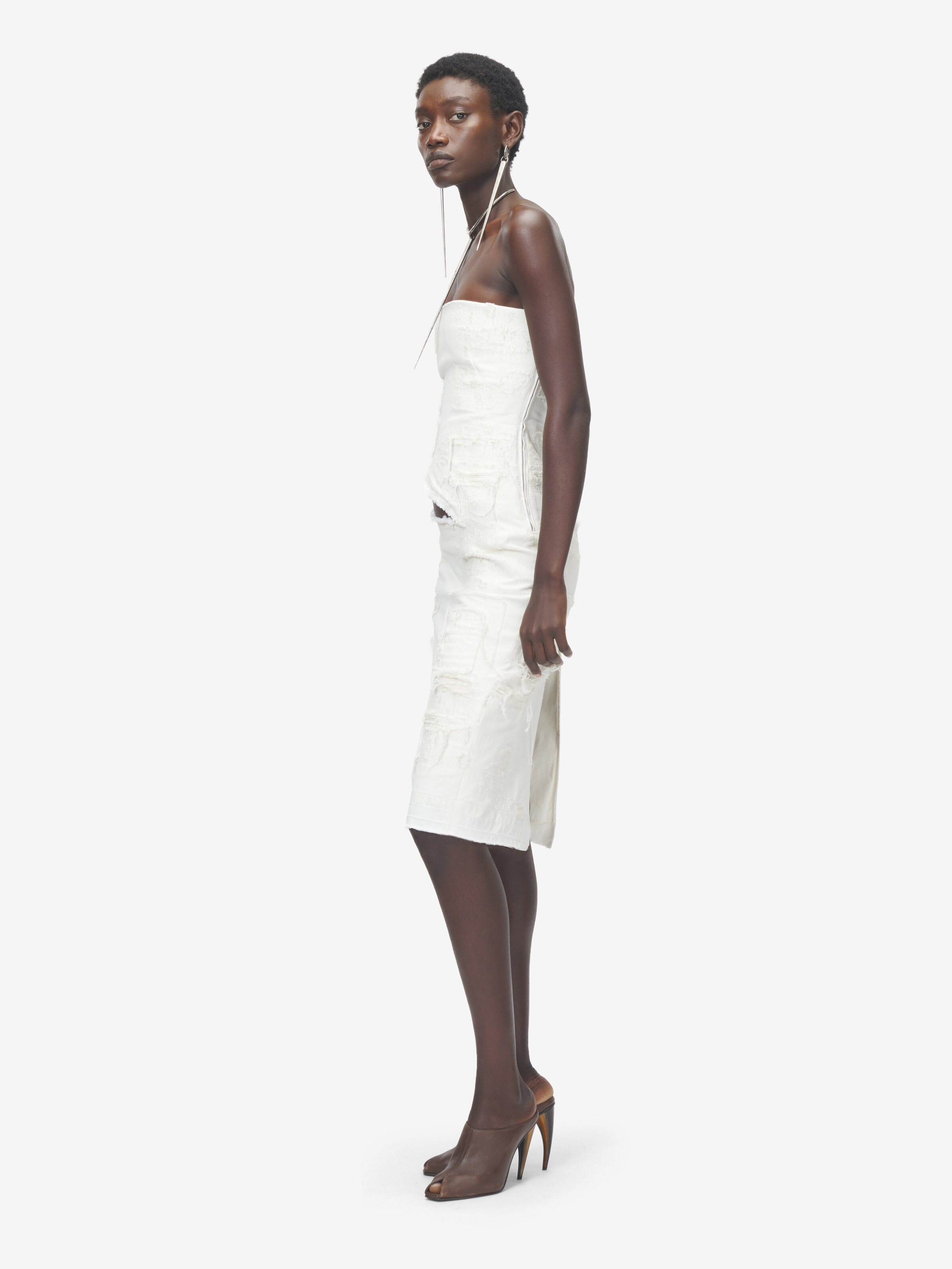 Women's Slashed Denim Strapless Dress in Ivory in 100% Cotton | Alexander McQueen - image 3