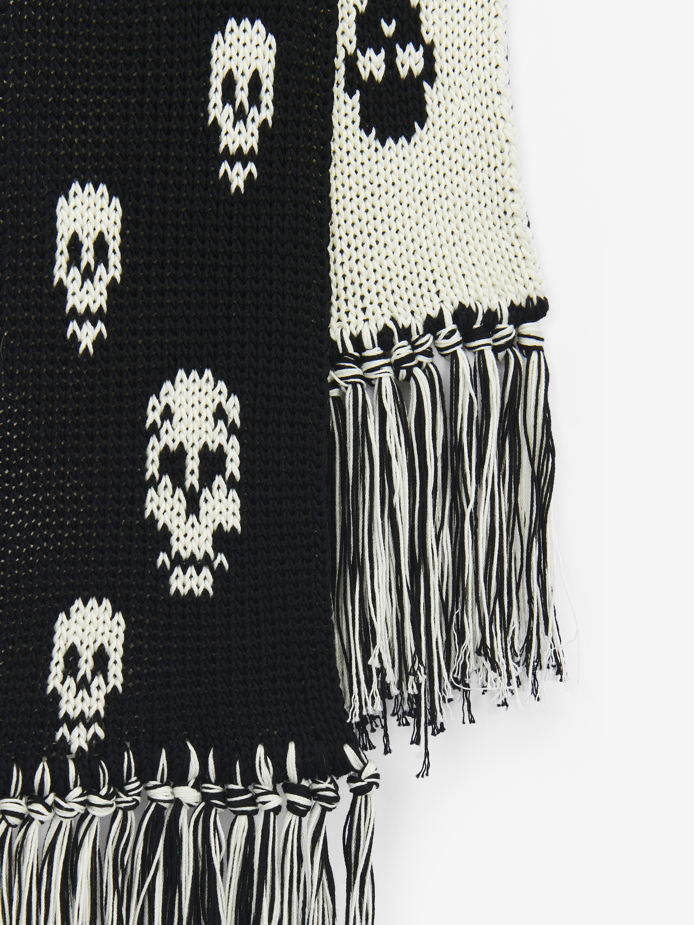 Skull Knit Scarf