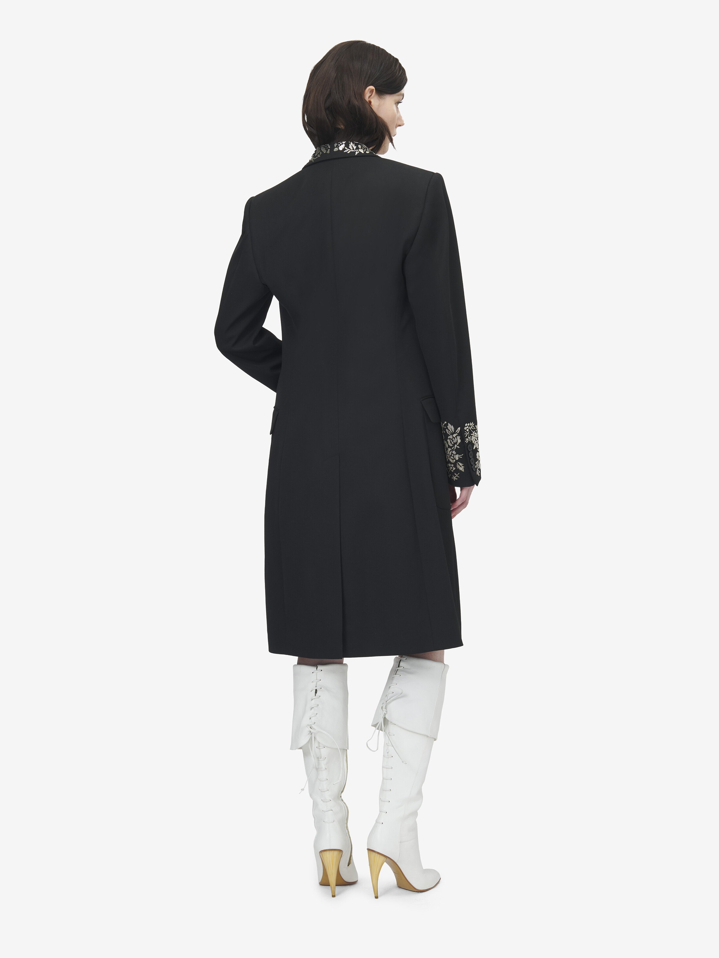 Women's Floral Embroidery Coat in Black in 100% Wool | Alexander McQueen - image 4