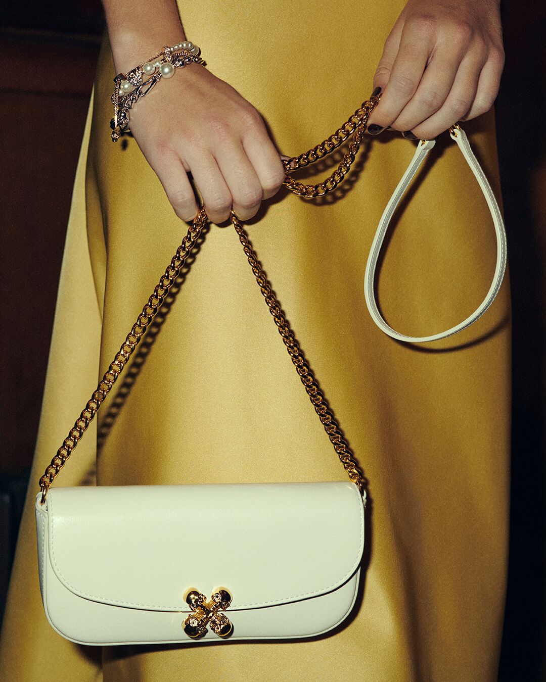 McQueen white Skull Flower Bag