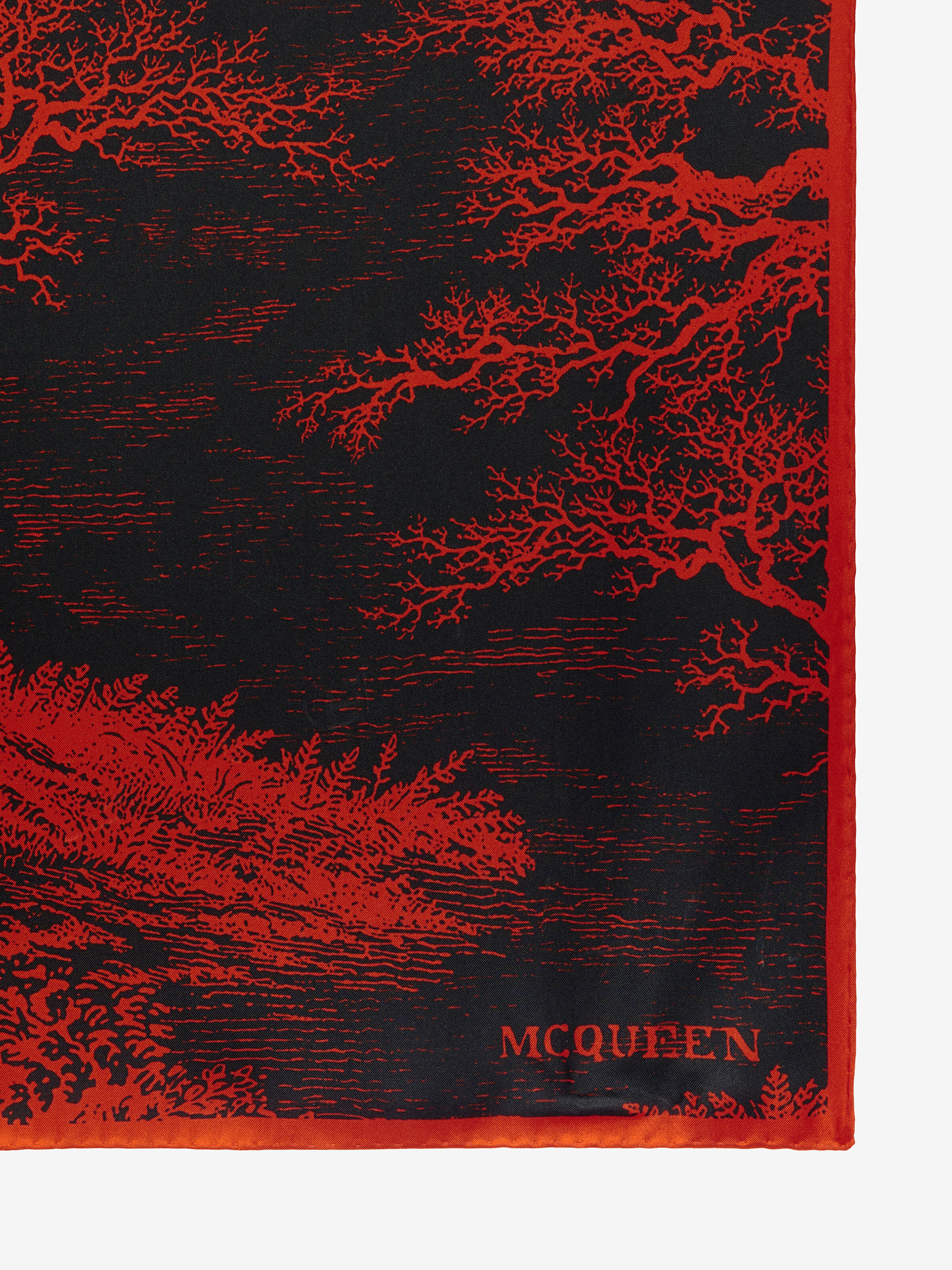Women's Tree Of Life' Scarf in Red/Black in 100% Silk | Alexander McQueen - image 2