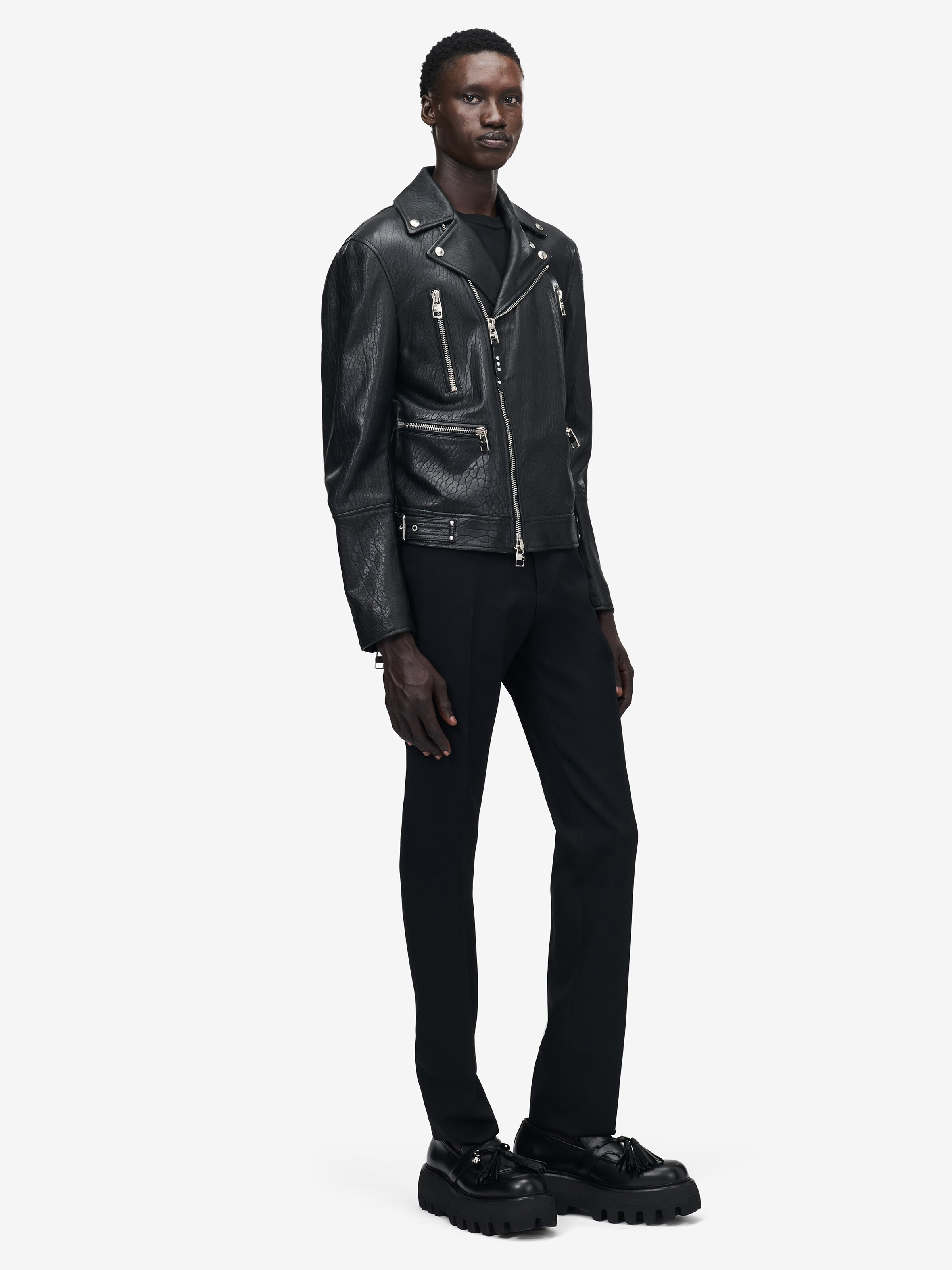 Men's McQueen Classic Leather Biker Jacket in Black in Lamb Leather | Alexander McQueen - image 2