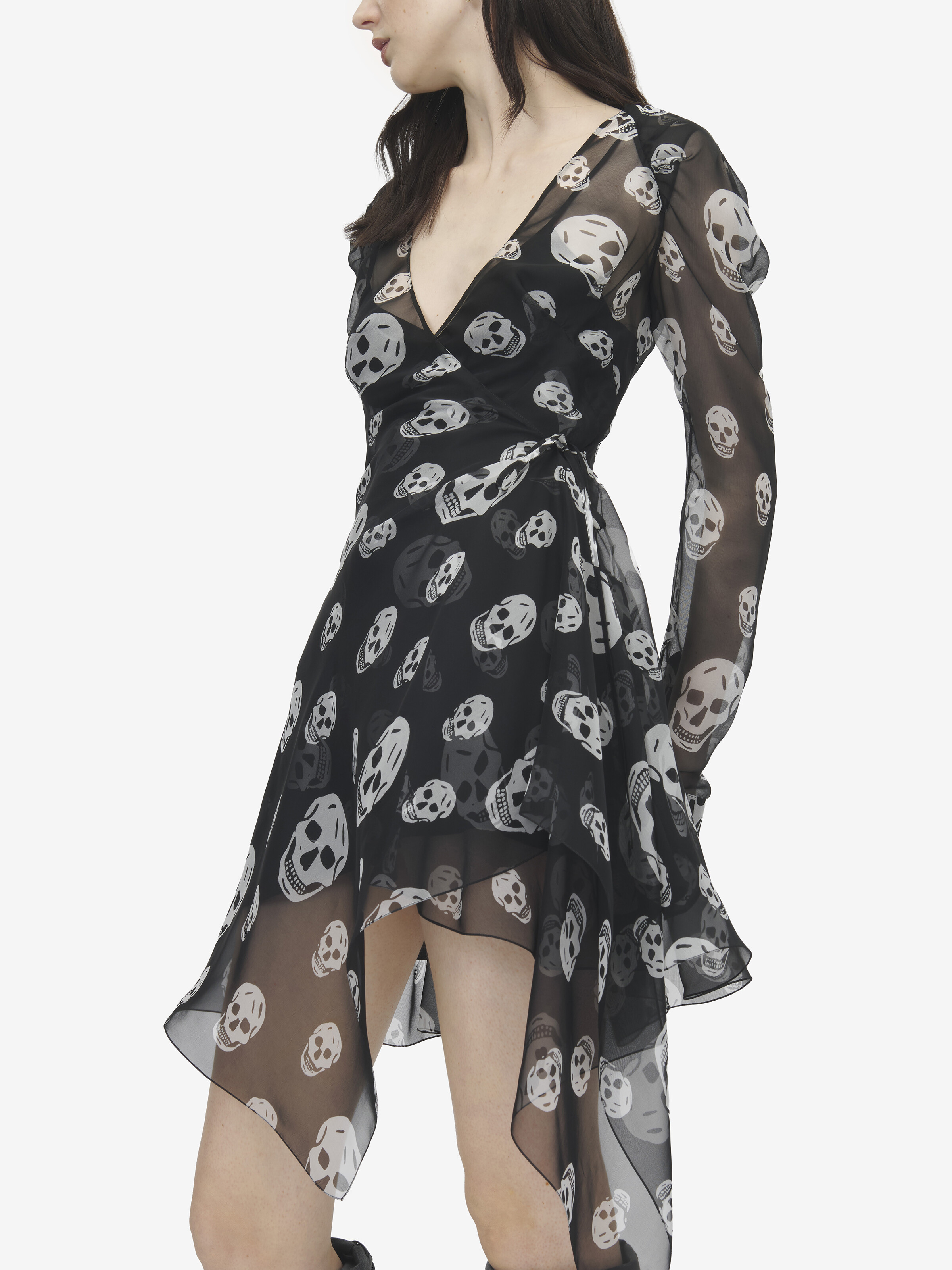 Robe portefeuille en soie à imprimé Skull pour Femme en Noir/Blanc in 100% Soie | Alexander McQueen - image 5