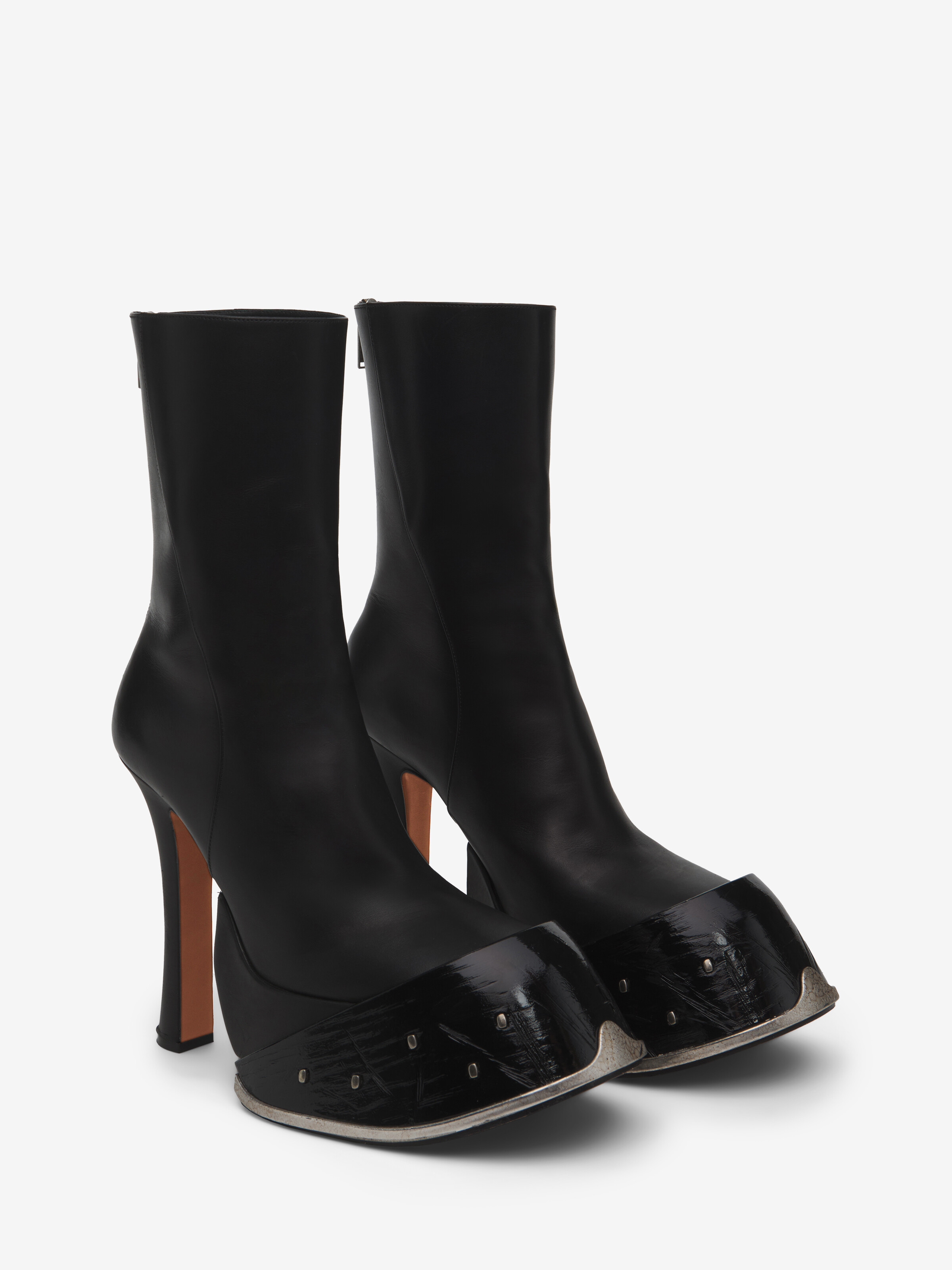 Women's Hoof Boot in Black in Calf Leather | Alexander McQueen - image 3