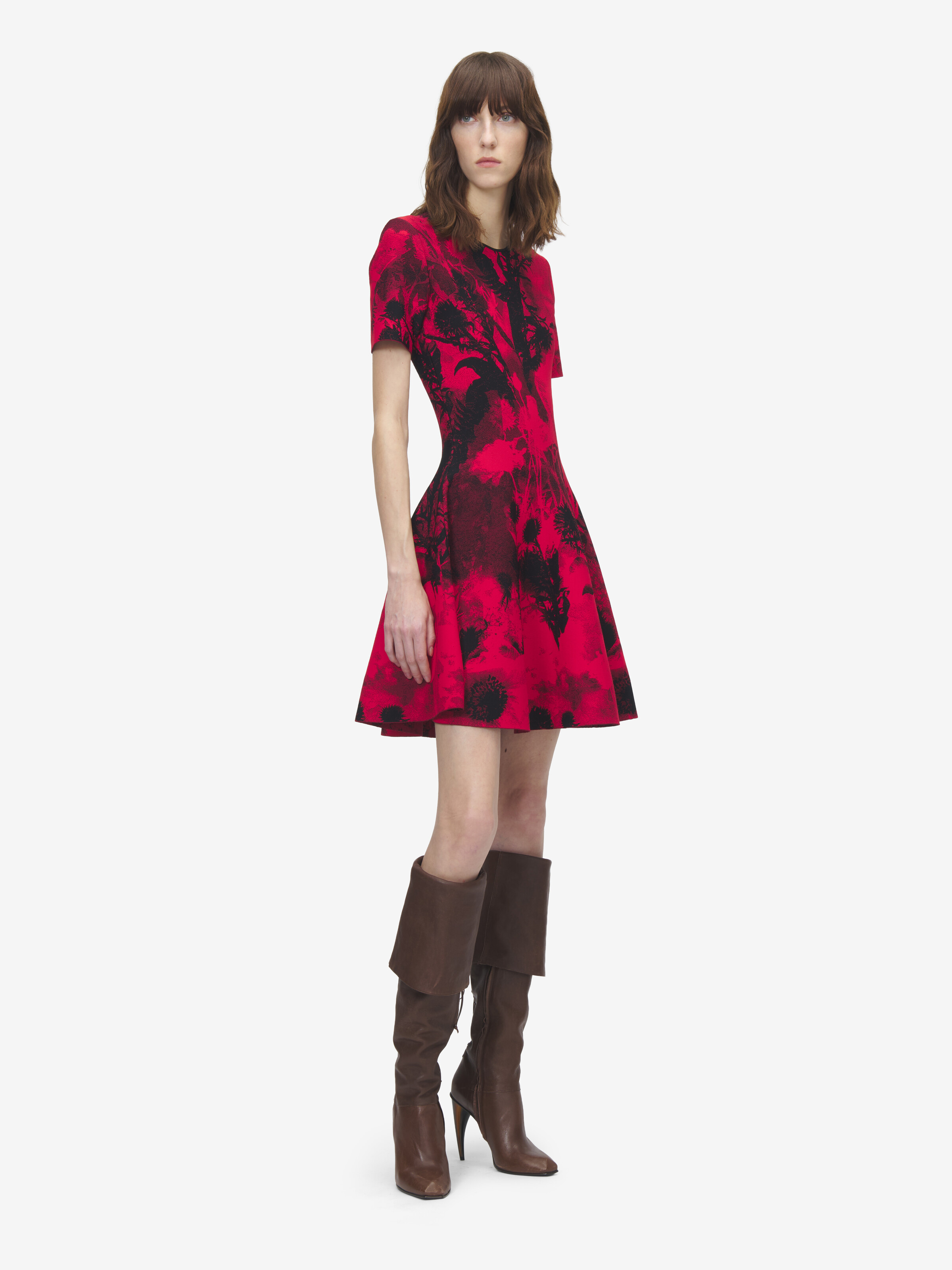 Women's Floral Jacquard Mini Dress in Red/Black in 76% Viscose, 16% Polyester, 6% Polyamide, 2% Elastane | Alexander McQueen - image 3