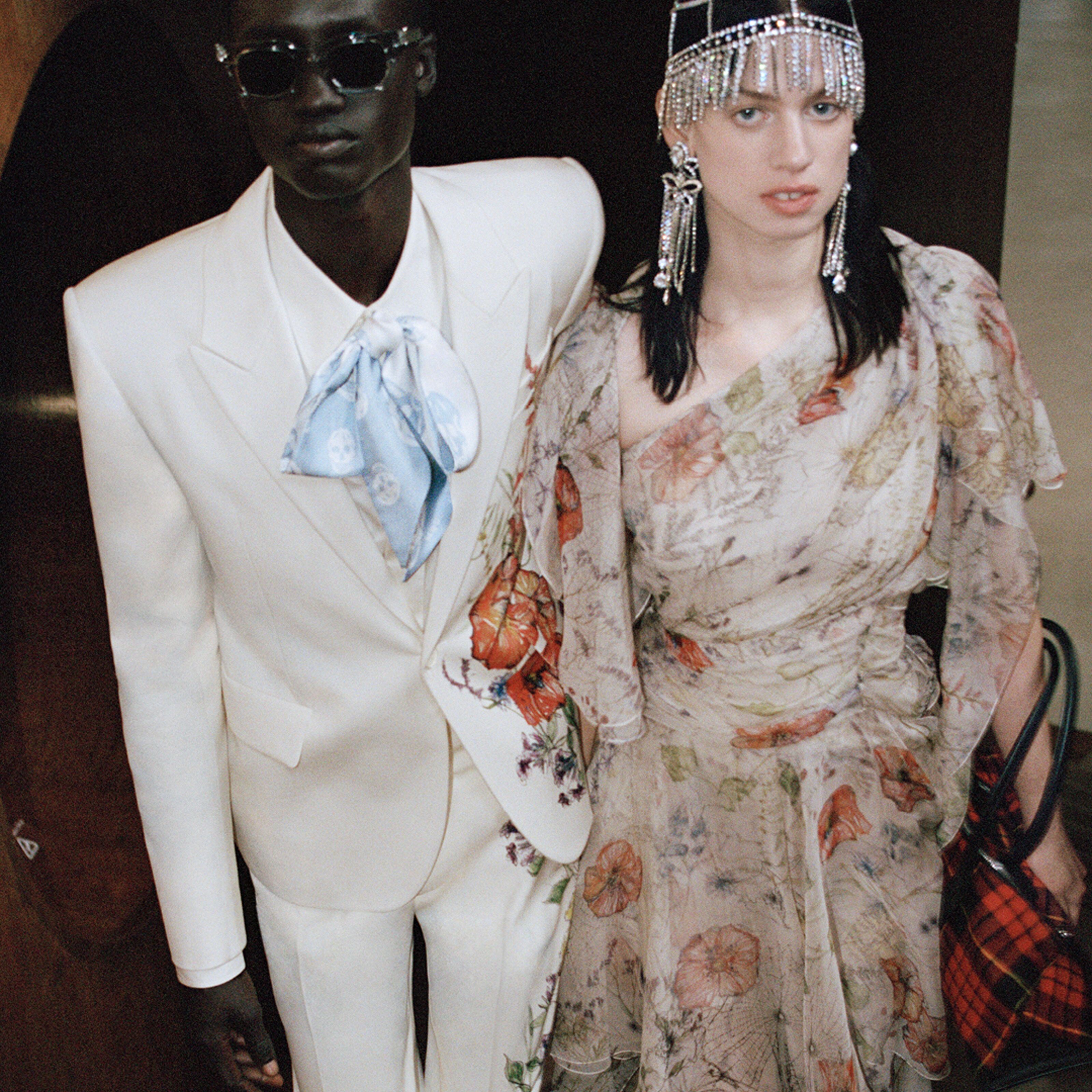 McQueen Men's meadow floral tailored suit