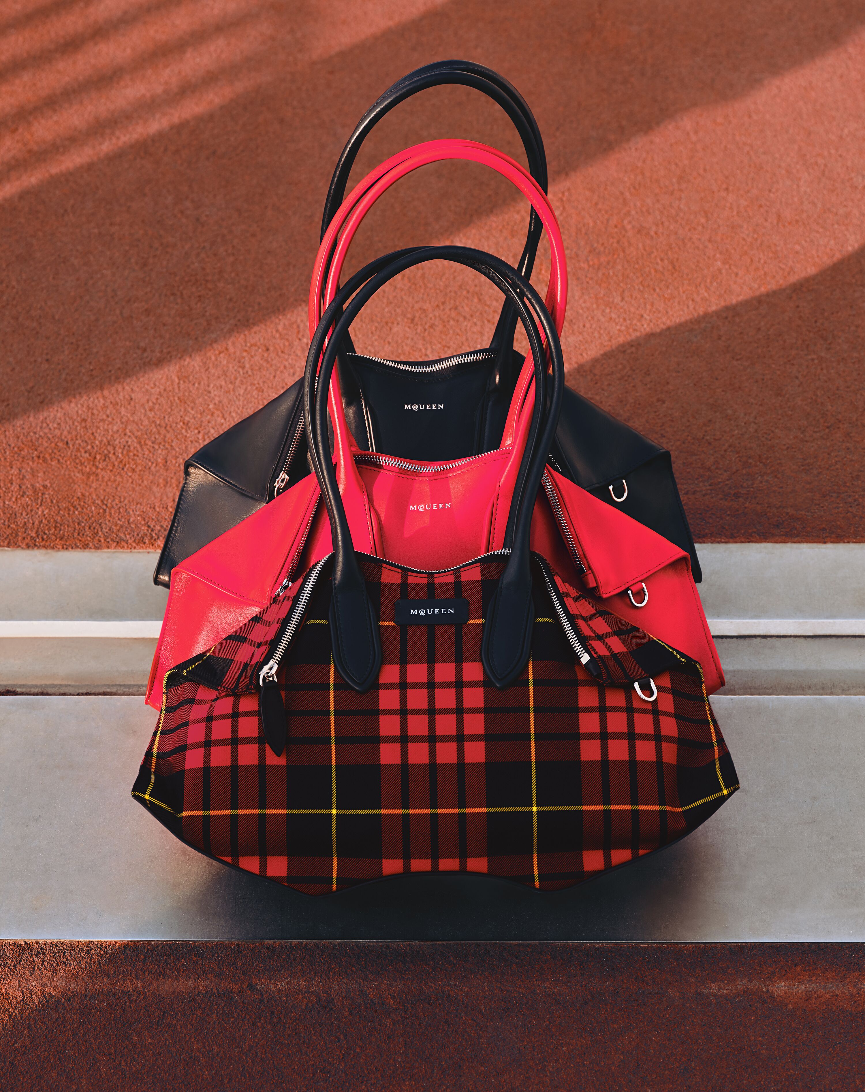 McQueen black medium Manta Bag