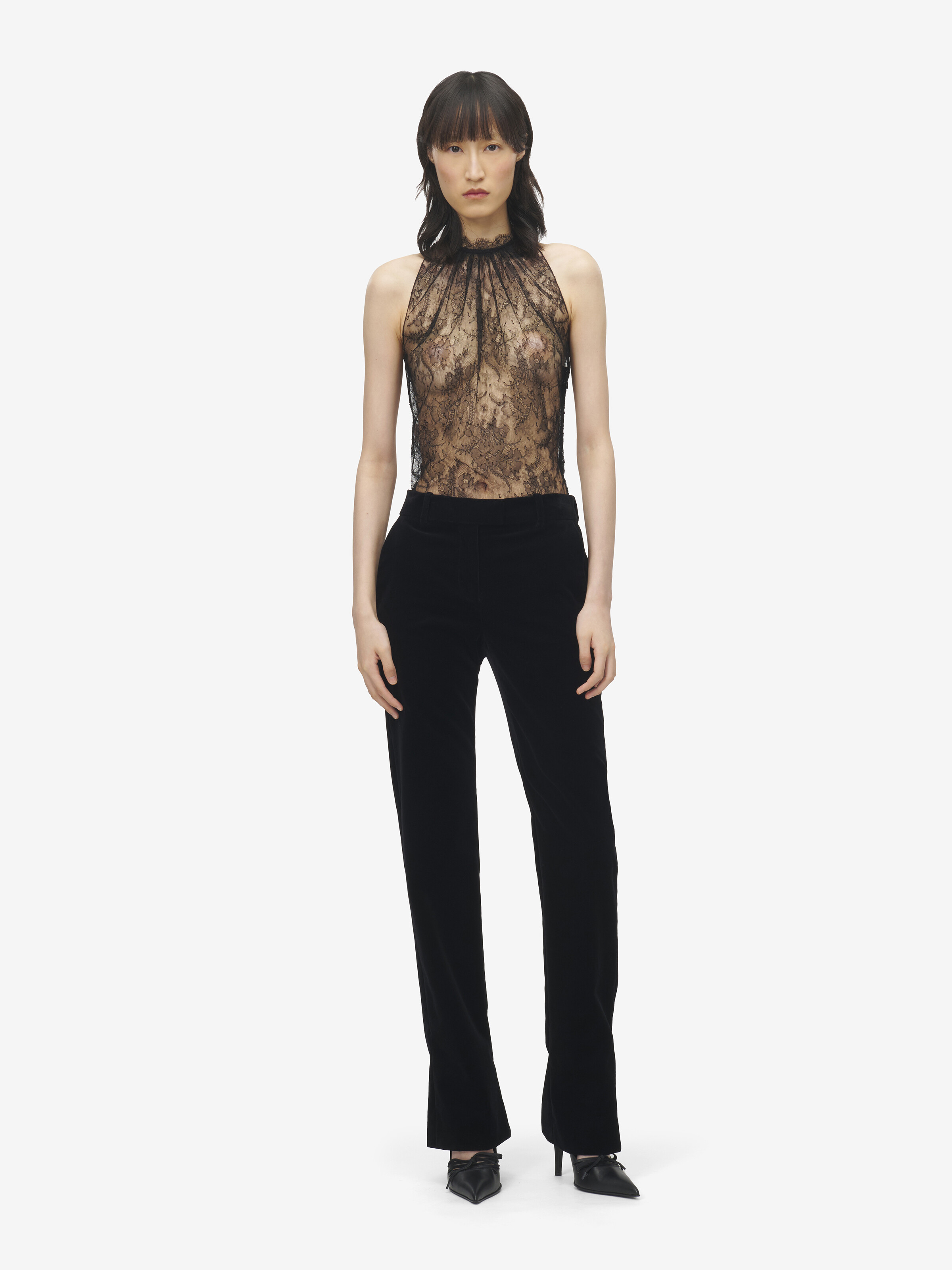Women's Floral Lace Sleeveless Top in Black in 61% Polyamide, 39% Viscose | Alexander McQueen - image 3