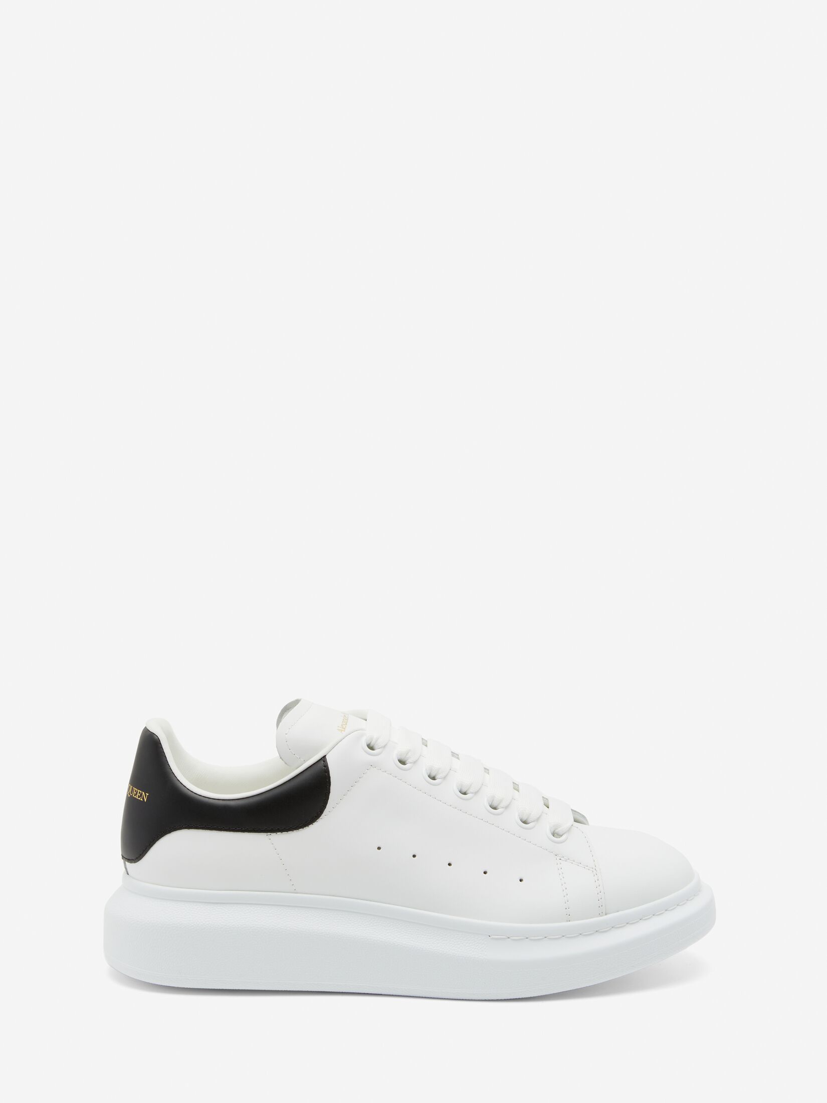 Men's white oversized sneaker with black counter