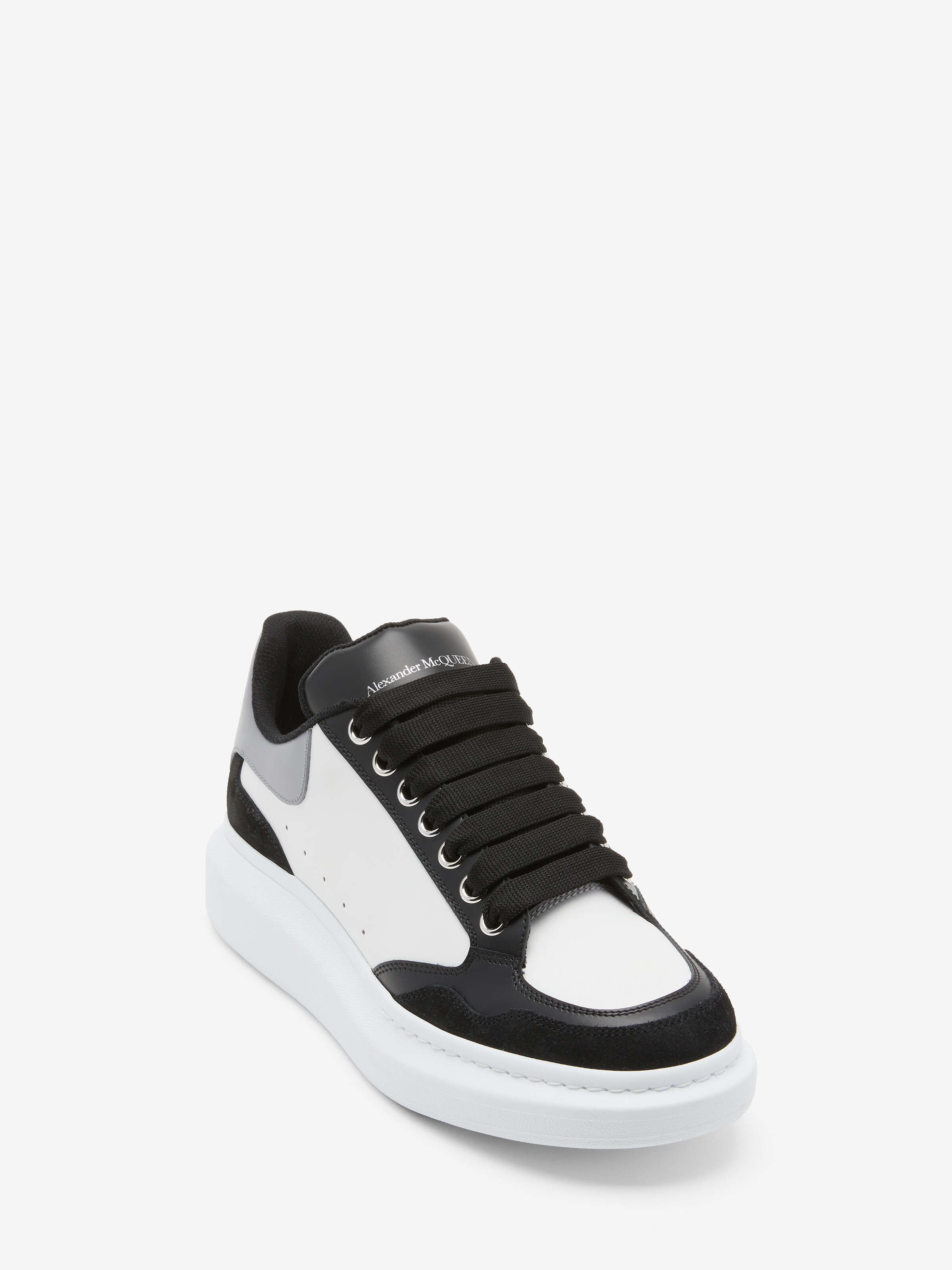 Men's Oversized Sneaker in Black/White/Grey in Calf Leather | Alexander McQueen - image 2