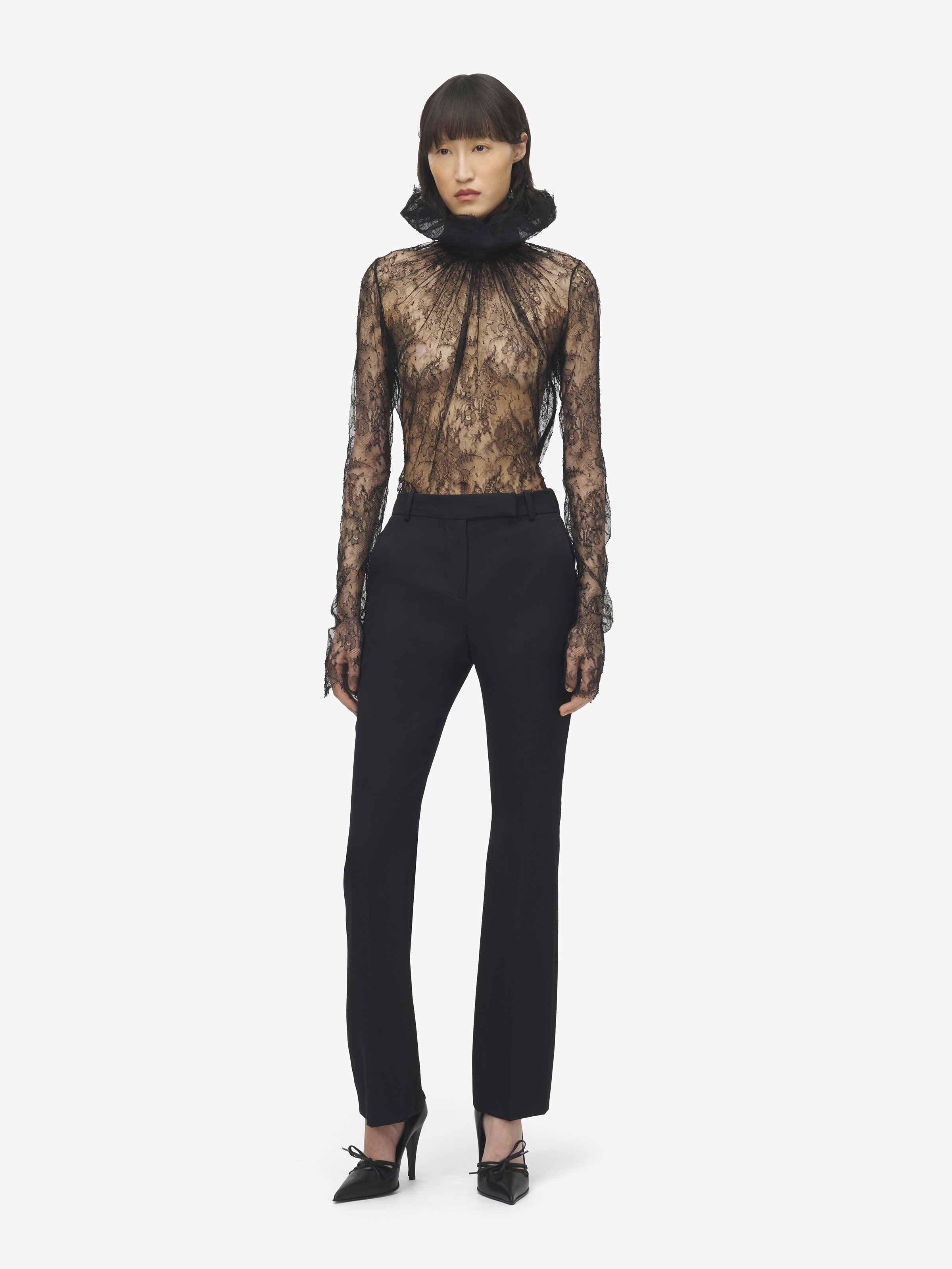 Women's Floral Lace Top in Black in 61% Polyamide, 39% Viscose | Alexander McQueen - image 3
