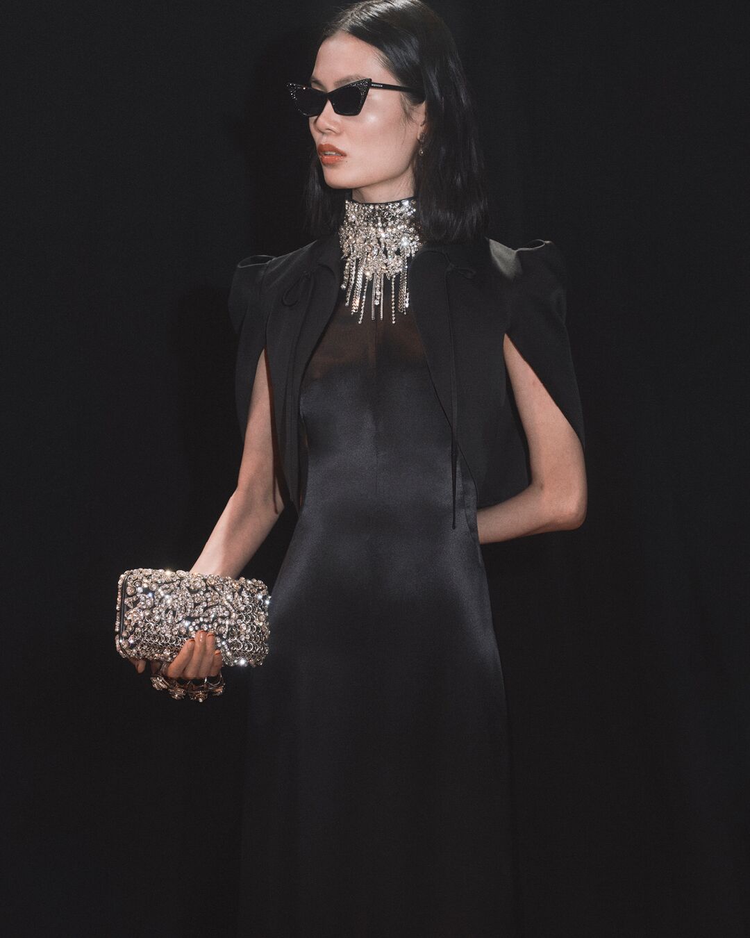 最終価格　Alexander McQueen メタルプレートドレスシュ チェインメイル エンブロイダリー イブニングドレス | McQueen JP