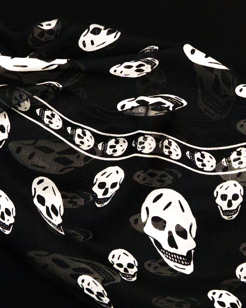 Skull Scarf, Spring Summer 2003 ‘Irere’