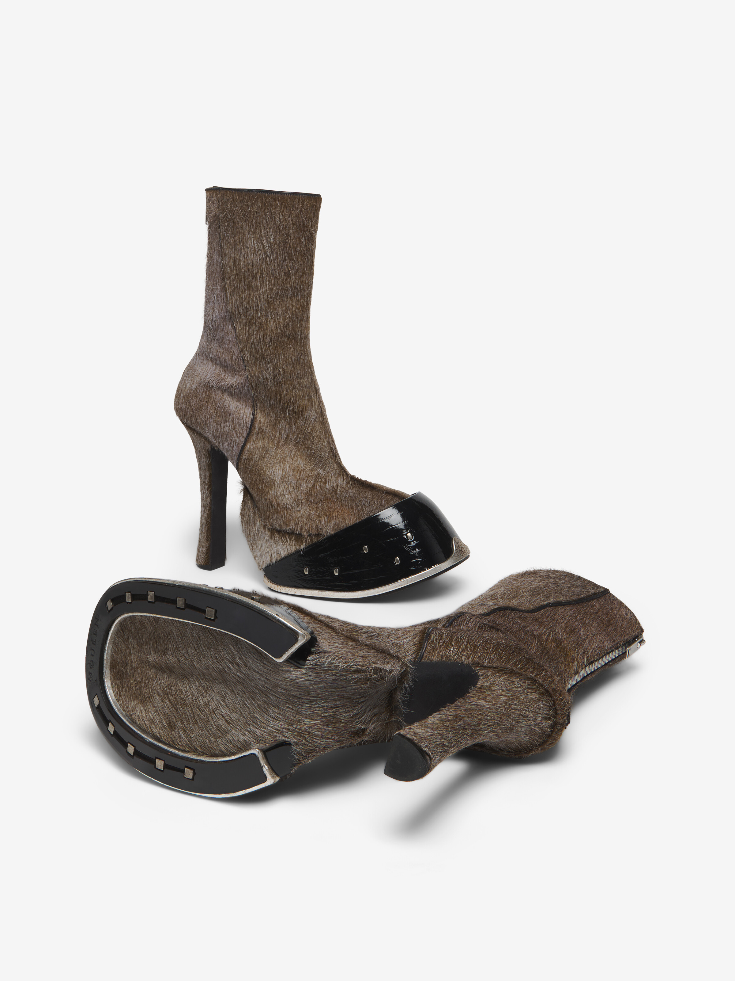 Women's Hoof Boot in Brown in Calf Leather | Alexander McQueen - image 5