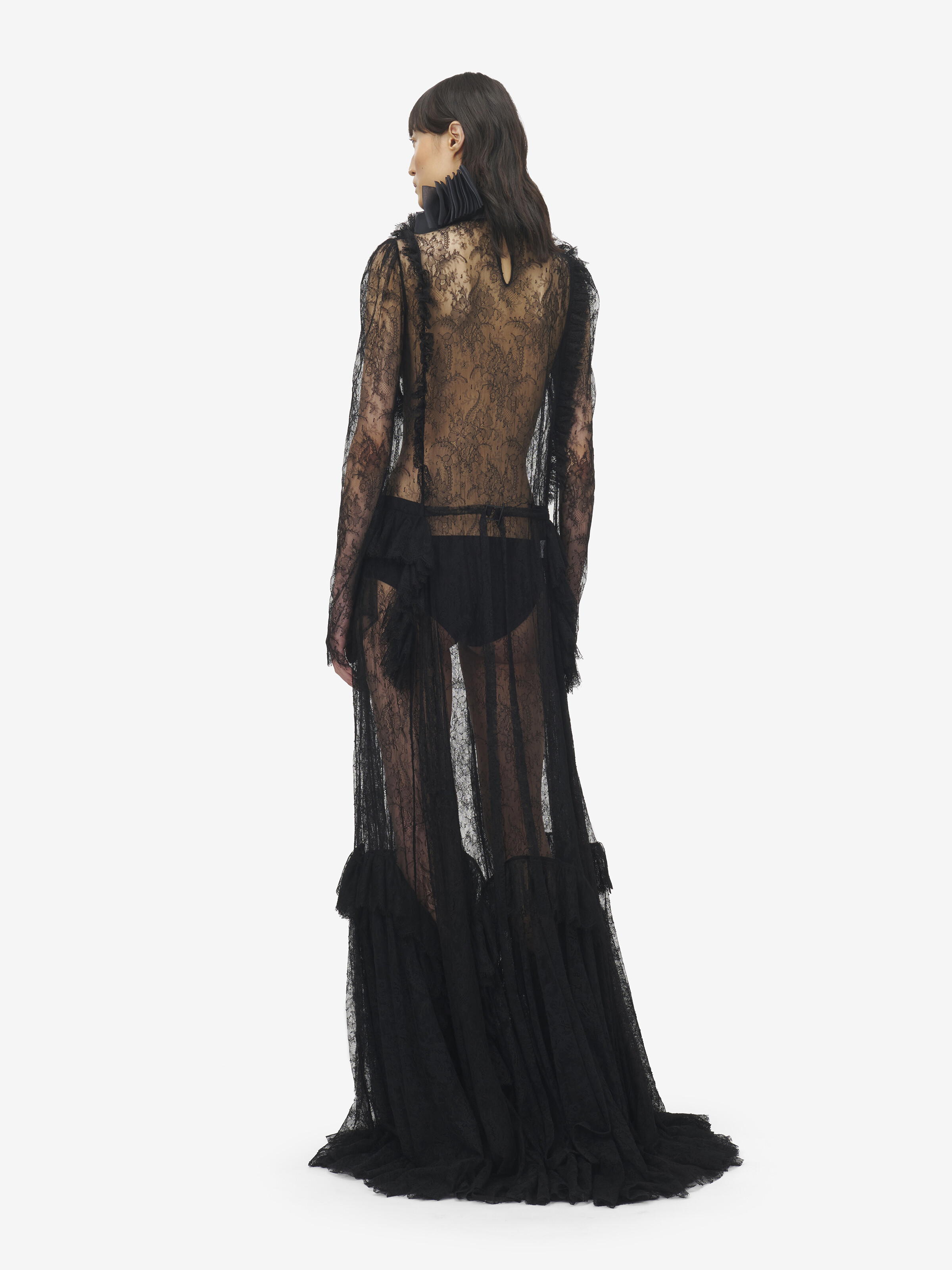 Robe de soirée à broderie florale en dentelle