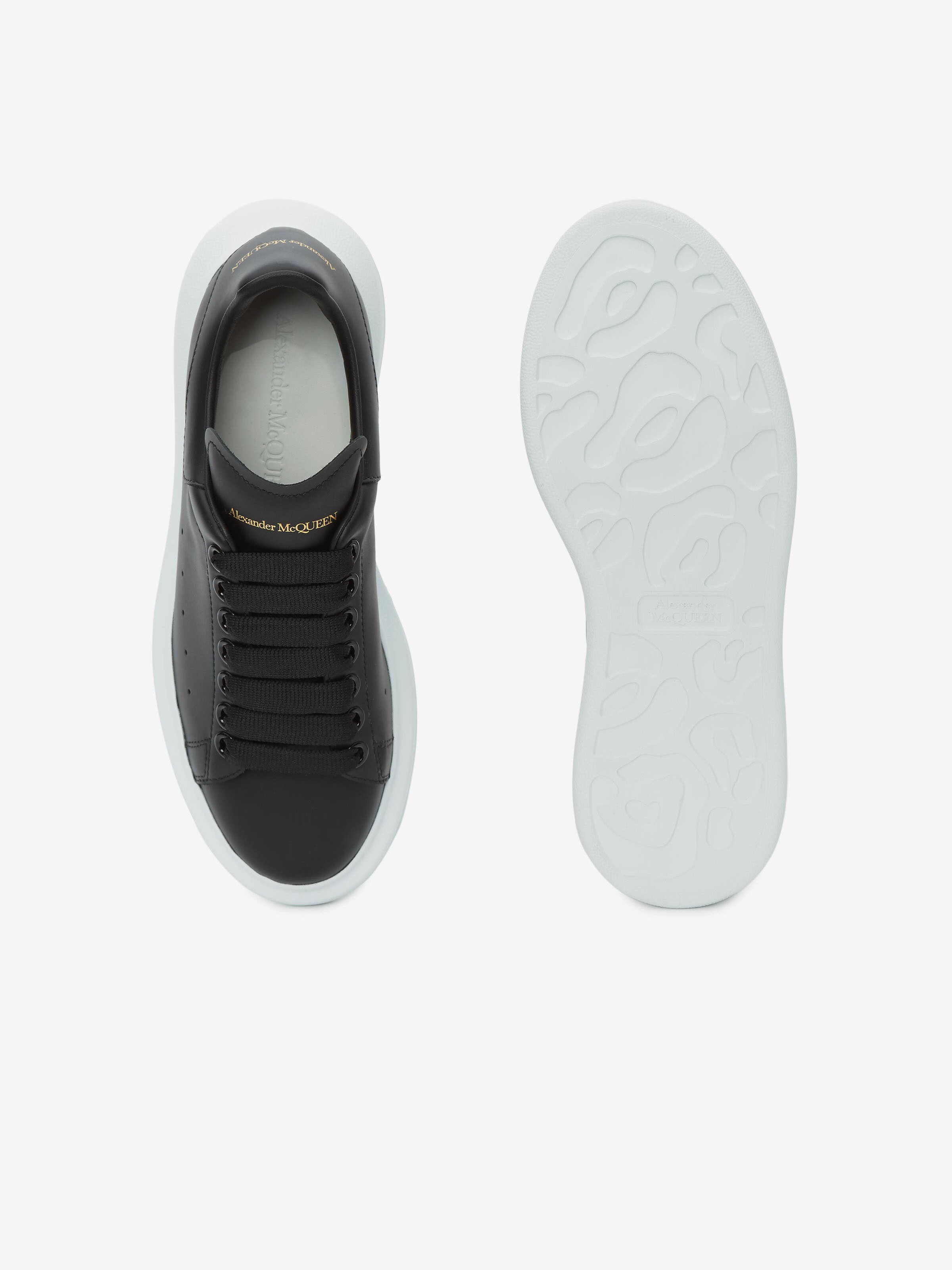 Women's Oversized Sneaker in Black in Calf Leather | Alexander McQueen - image 4