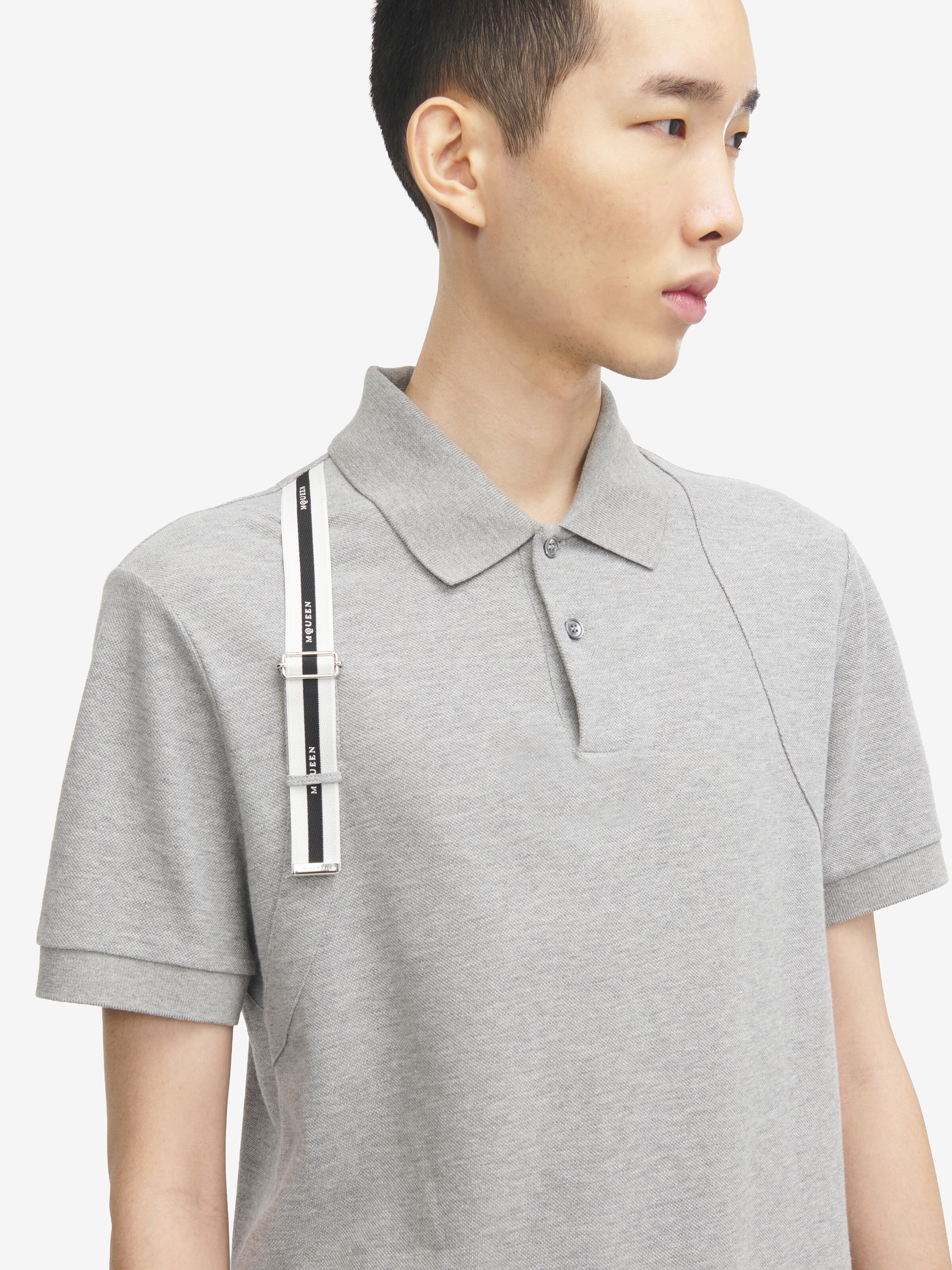 ロゴ ハーネス ポロシャツ in 本体: 100% コットン -  トリミング: 100% コットン -  部分使い: 100% ポリエステル | Alexander McQueen - image 5