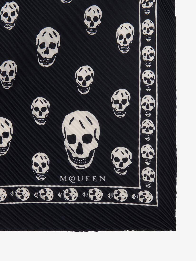 Pleated Skull Scarf | Alexander McQueen - image 3