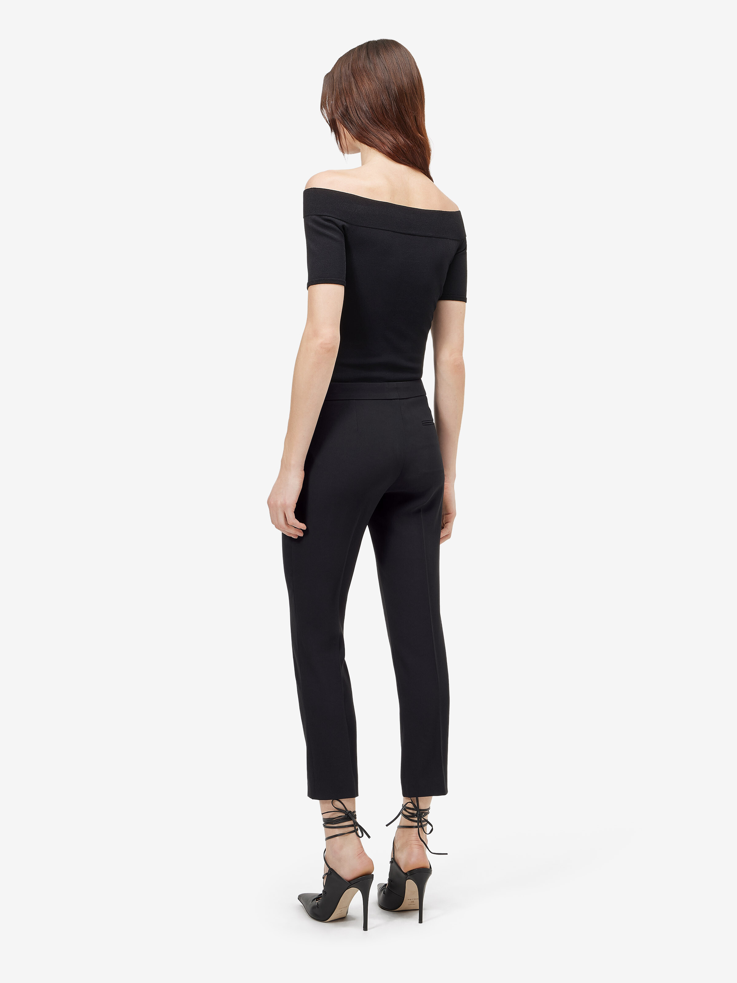 Pantalon cigarette, en crêpe feuille pour Femme en Noir in 52% Viscose, 48% Acetate | Alexander McQueen - image 4