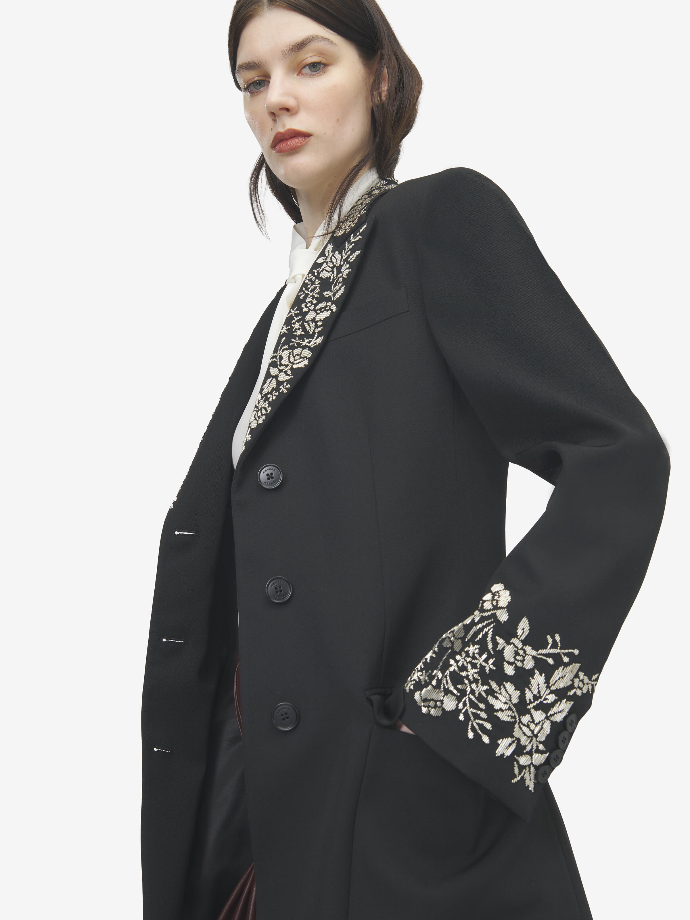 Women's Floral Embroidery Coat in Black in 100% Wool | Alexander McQueen - image 5