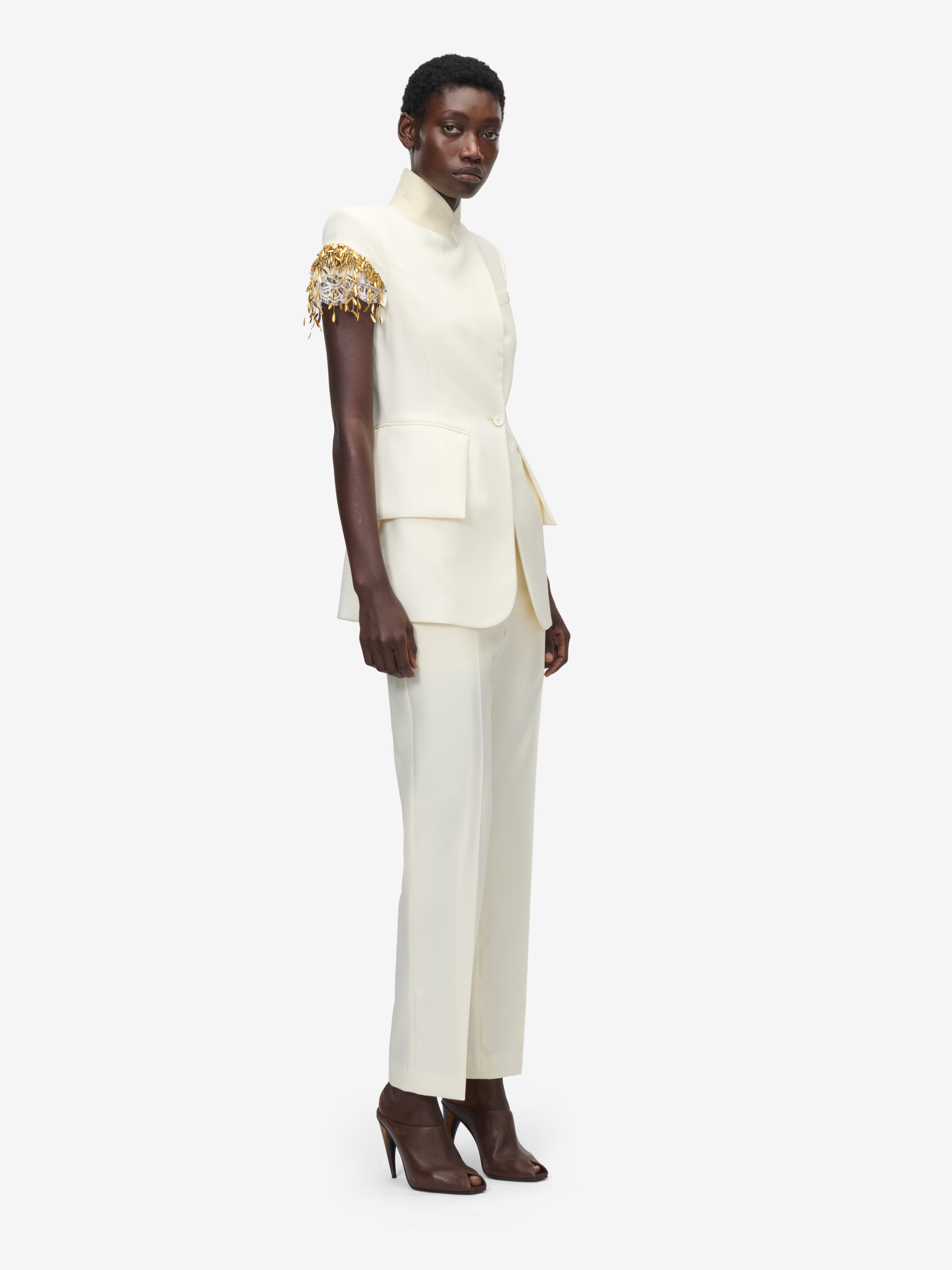 Women's Gold Leaves and Crystal Embroidery Short-Sleeved Jacket in Ivory in 100% Wool | Alexander McQueen - image 3