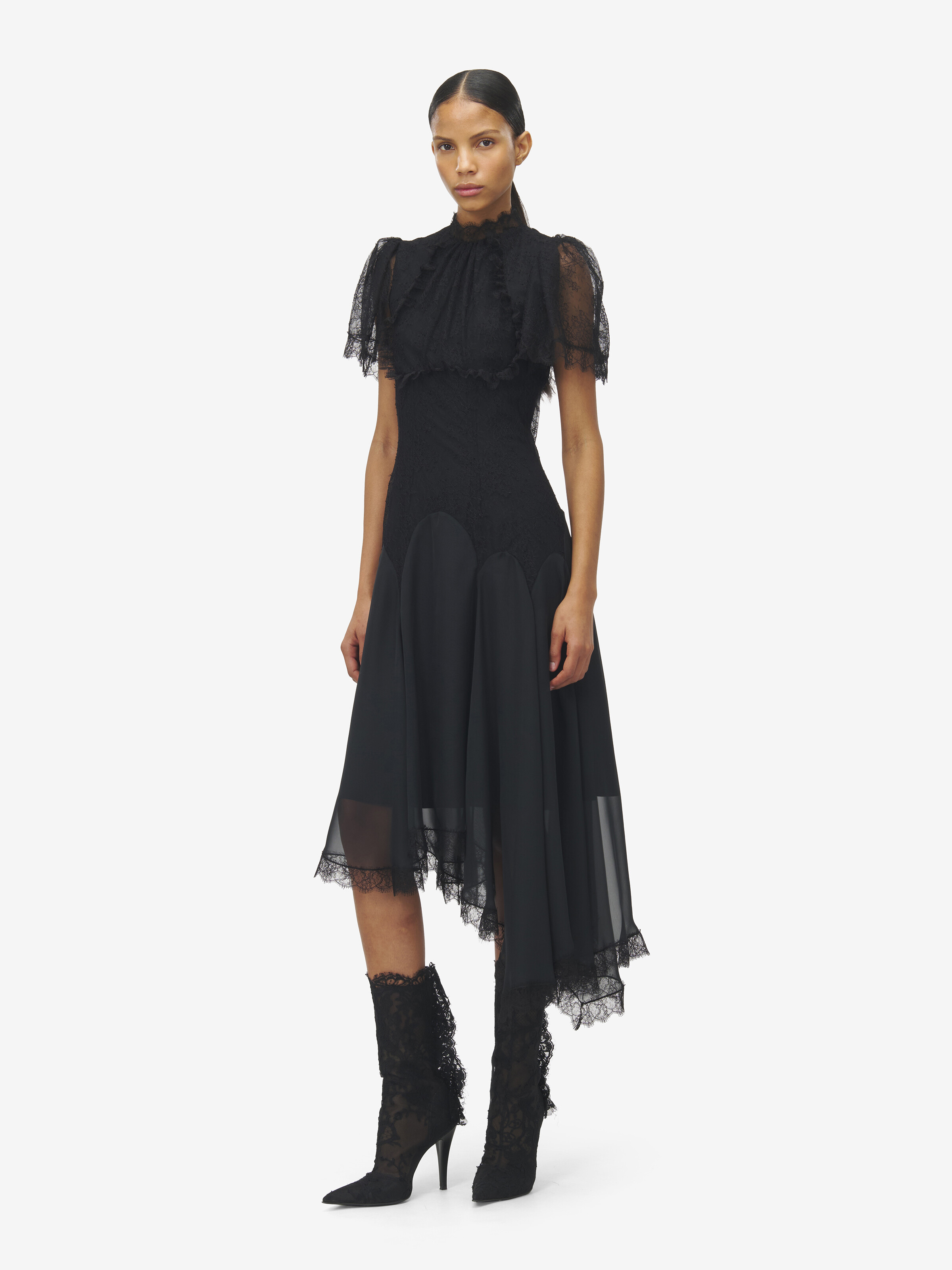Women's Floral Lace Evening Dress in Black in 61% Polyamide, 39% Viscose | Alexander McQueen - image 3