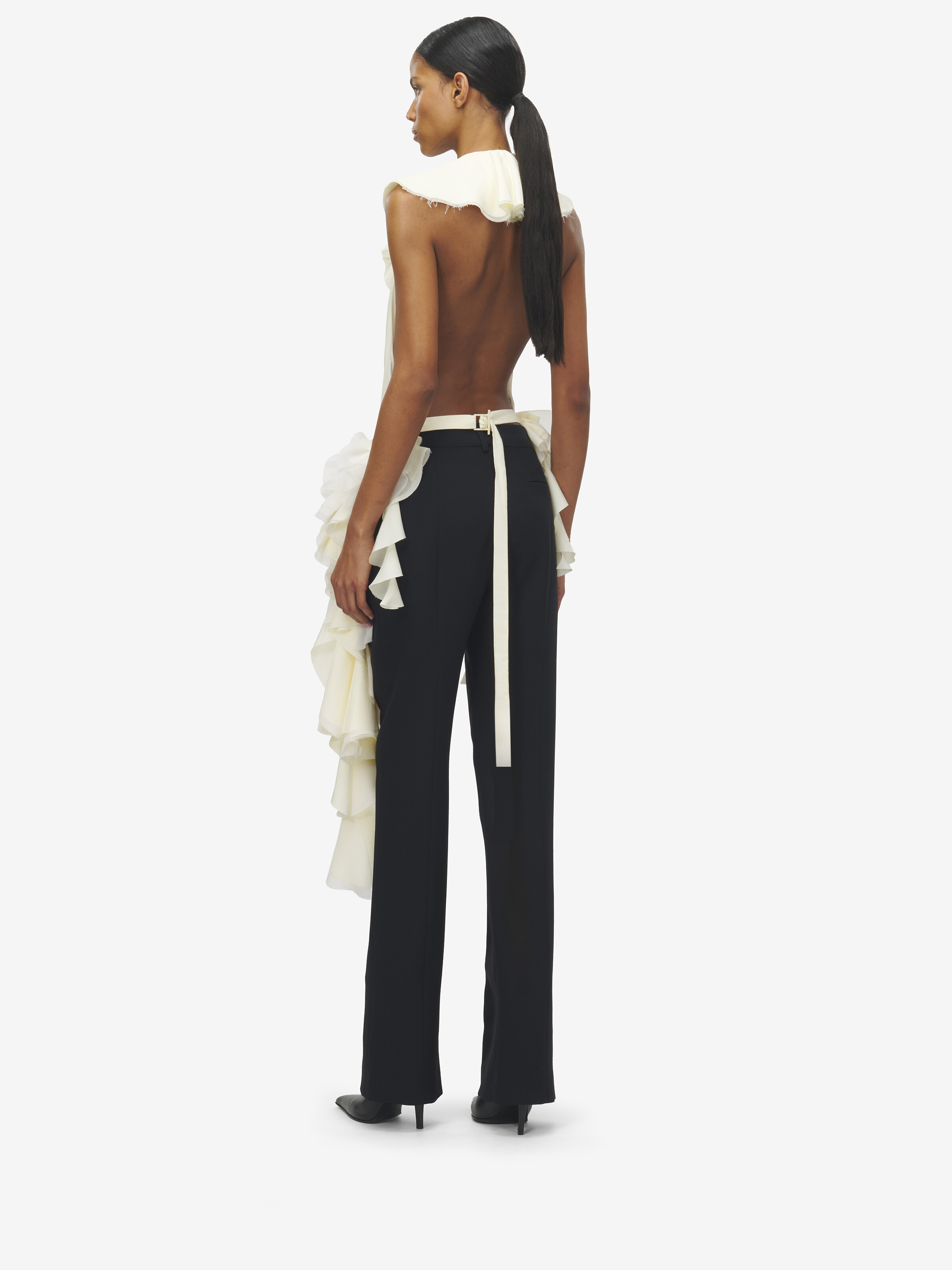 Women's Oyster Ruffle Top in Ivory in 100% Silk | Alexander McQueen - image 4