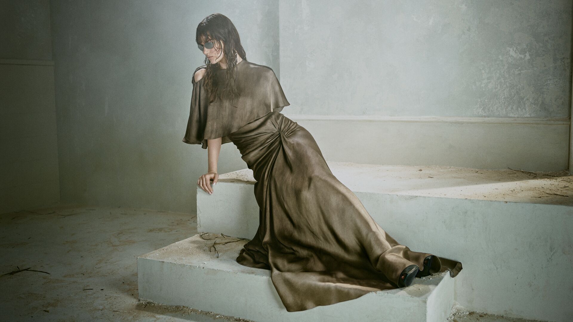 McQueen US | Official Online Store