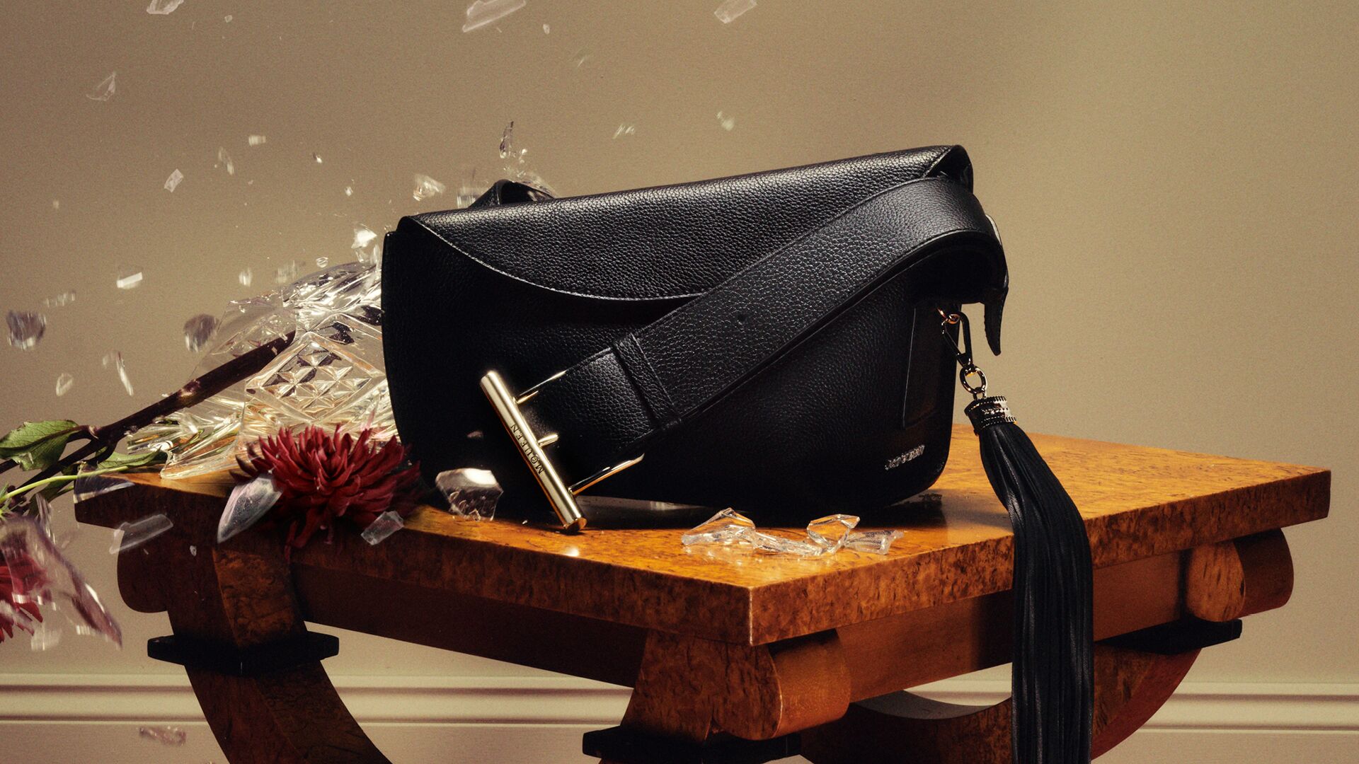 【Alexander McQueen】美品✨メンズ テーラードパンツ　超特価 トラウザーズ | シルク＆シガレット