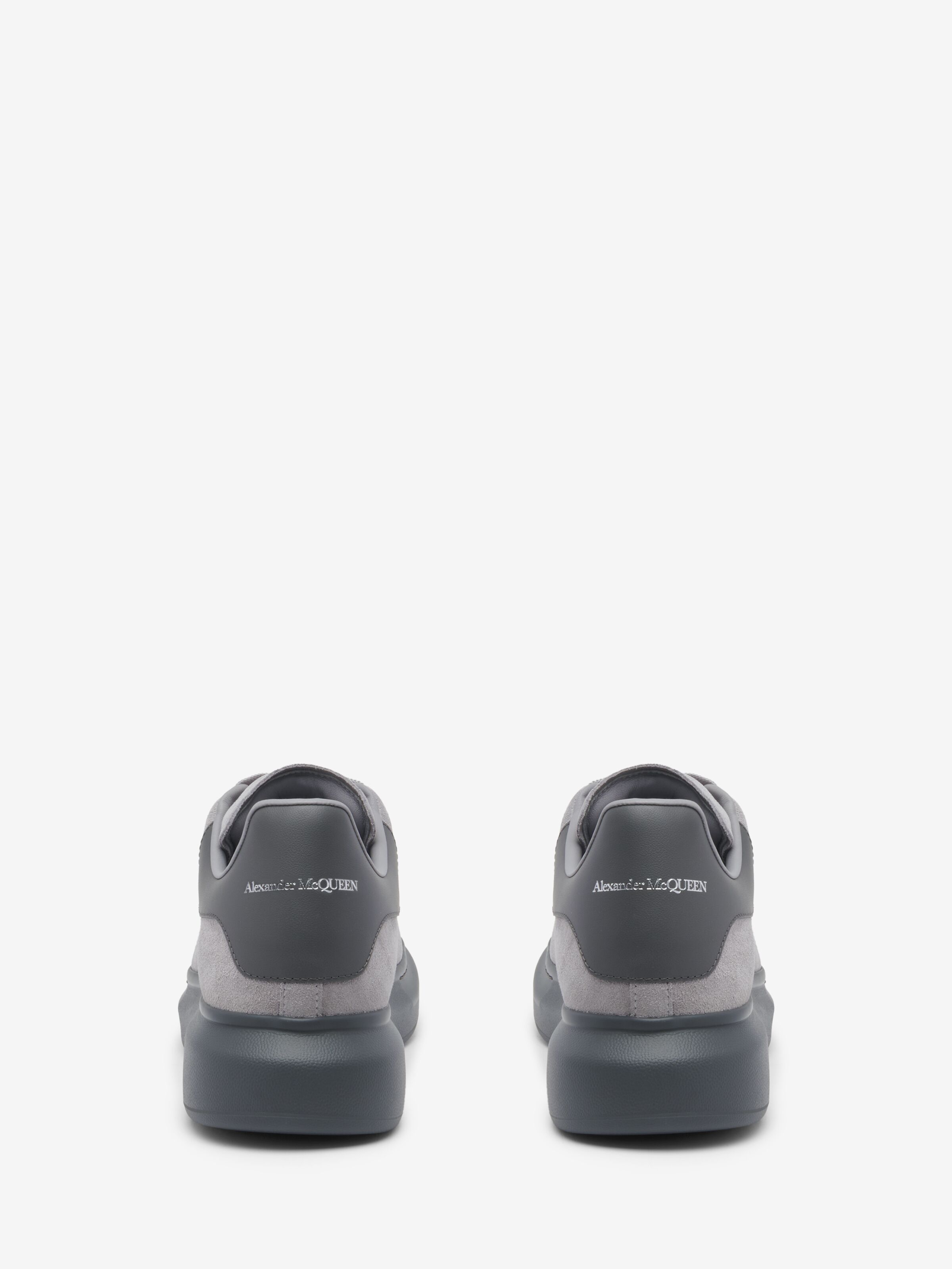 Men's Oversized Sneaker in Grey in Calf Leather | Alexander McQueen - image 3