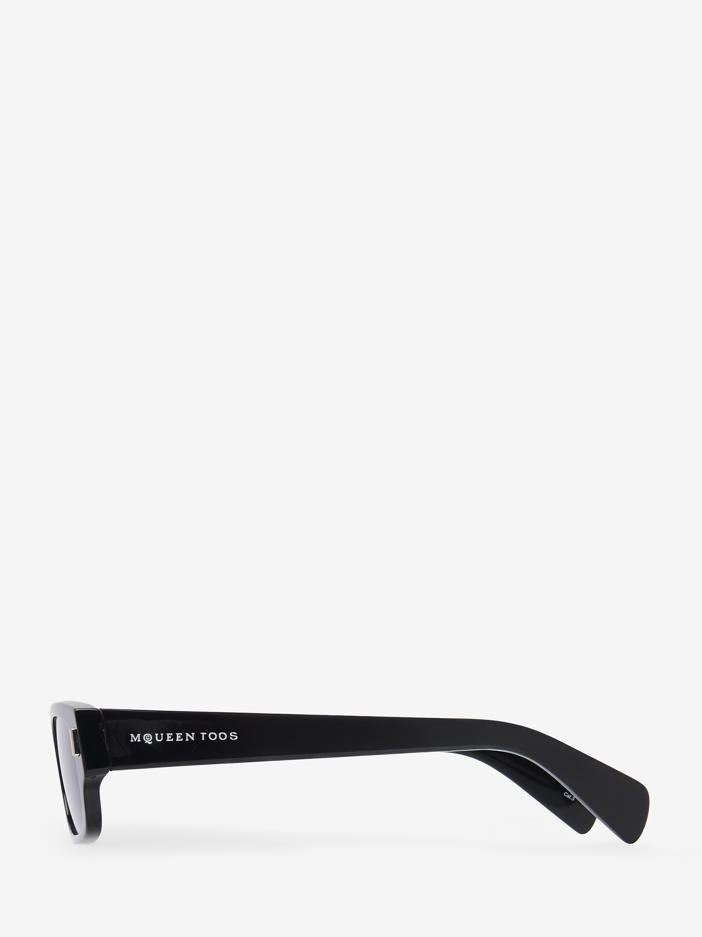 Women's T-Bar Rivet Panthos Sunglasses in Black in Recycle Acetate & Bio Nylon Lens | Alexander McQueen - image 4