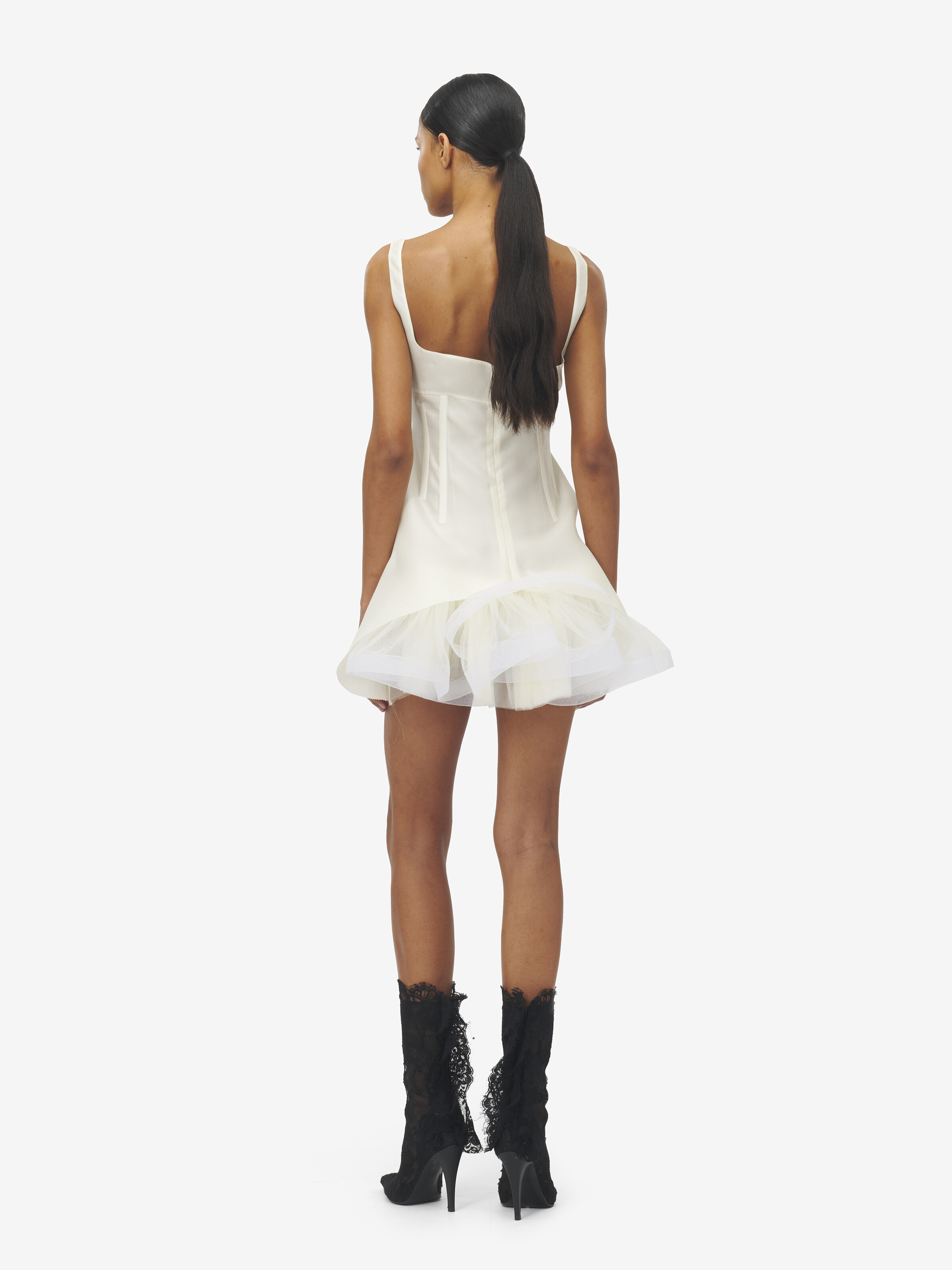 Robe courte à corset