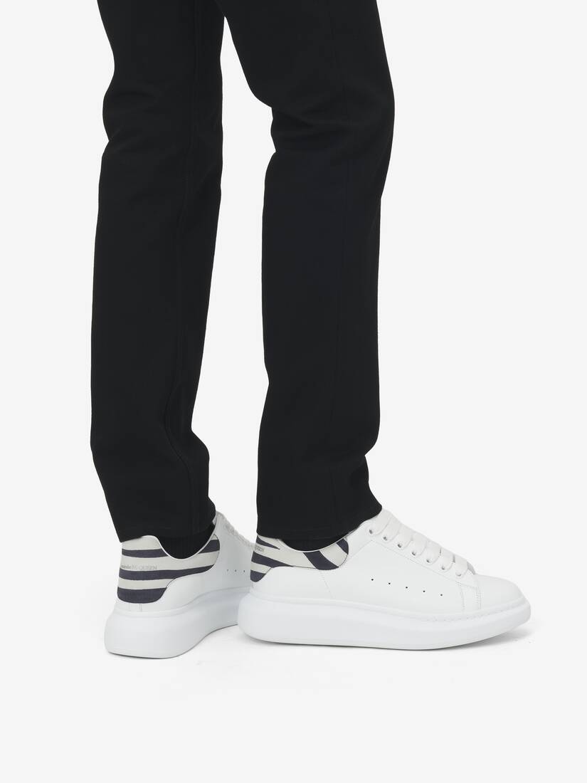 Oversized Sneaker