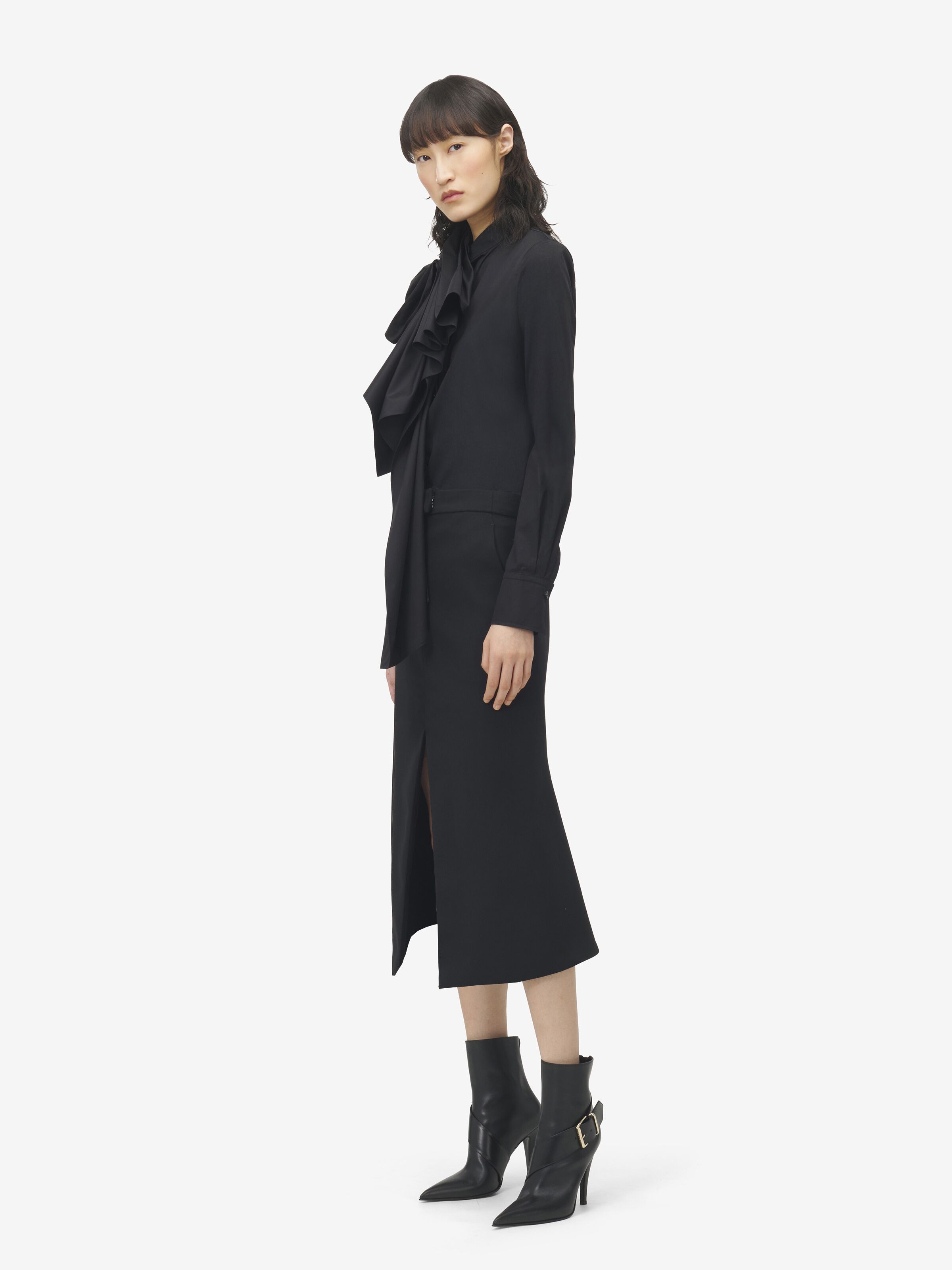 Women's Cutaway Pencil Skirt in Black in 98% Wool, 2% Elastane | Alexander McQueen - image 3